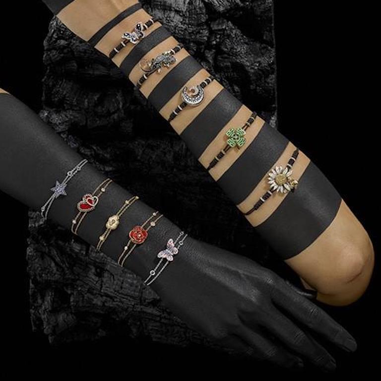 Taille brillant Bracelet élégant à chaîne en or rose, diamants blancs et micro-mosaïque décorés à la main en vente