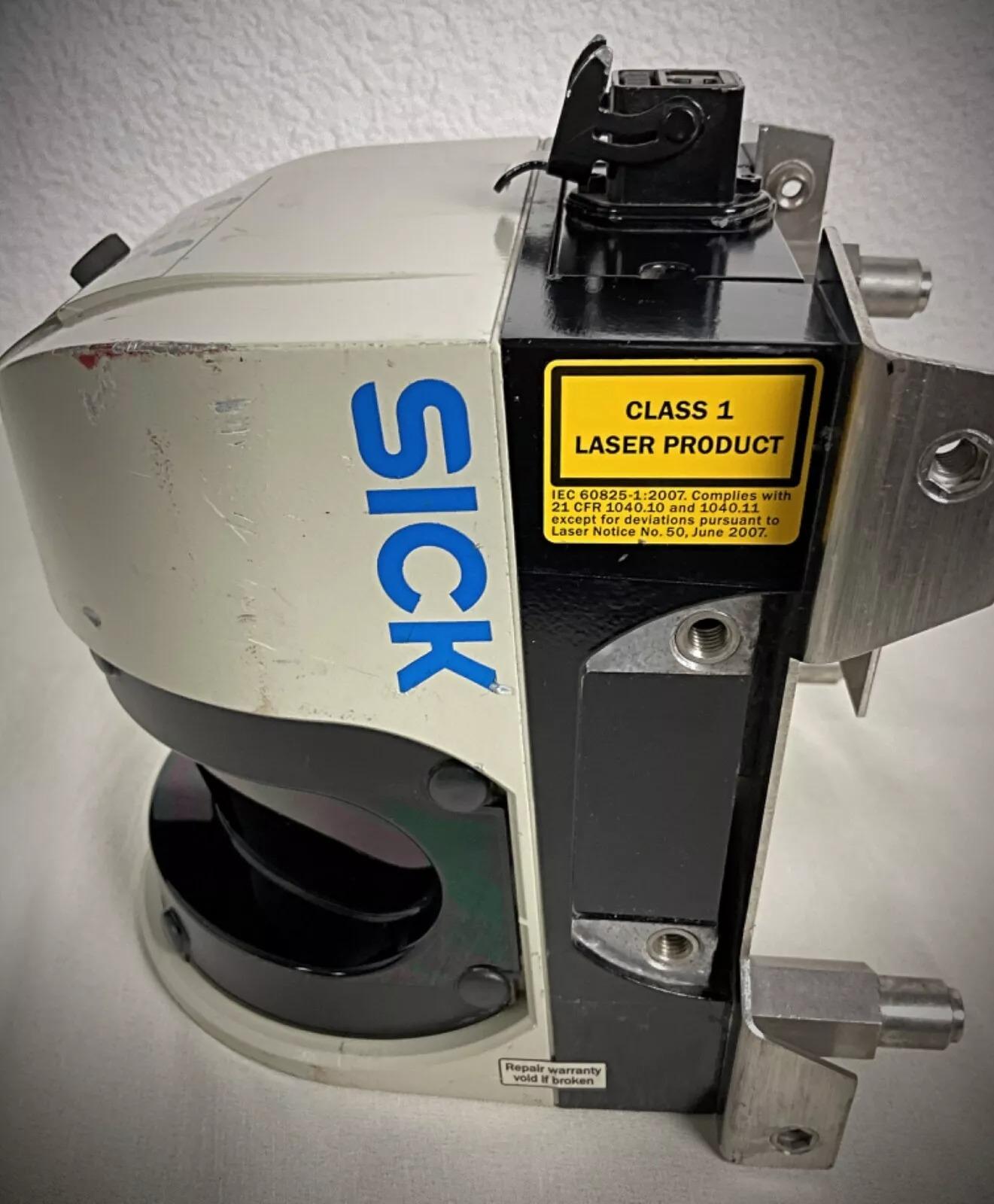 SICK LMS511-10900S01 PRO SR Sensore LIDAR - Scanner per esterni - Funzionante - 2Y426 In condizioni buone in vendita a Bordeaux, FR