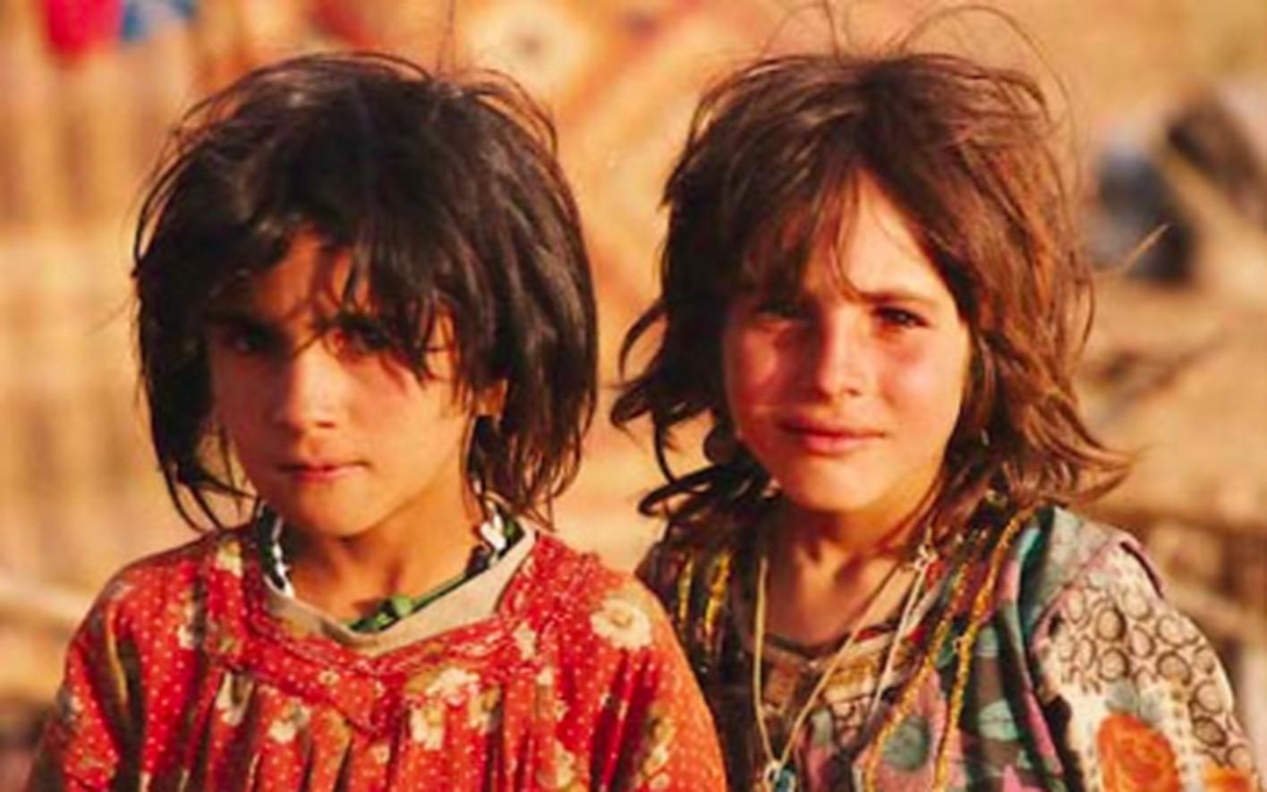 Sid SARSHAR Figurative Photograph -  Bakhtiyari Girls - Kermanshah 
