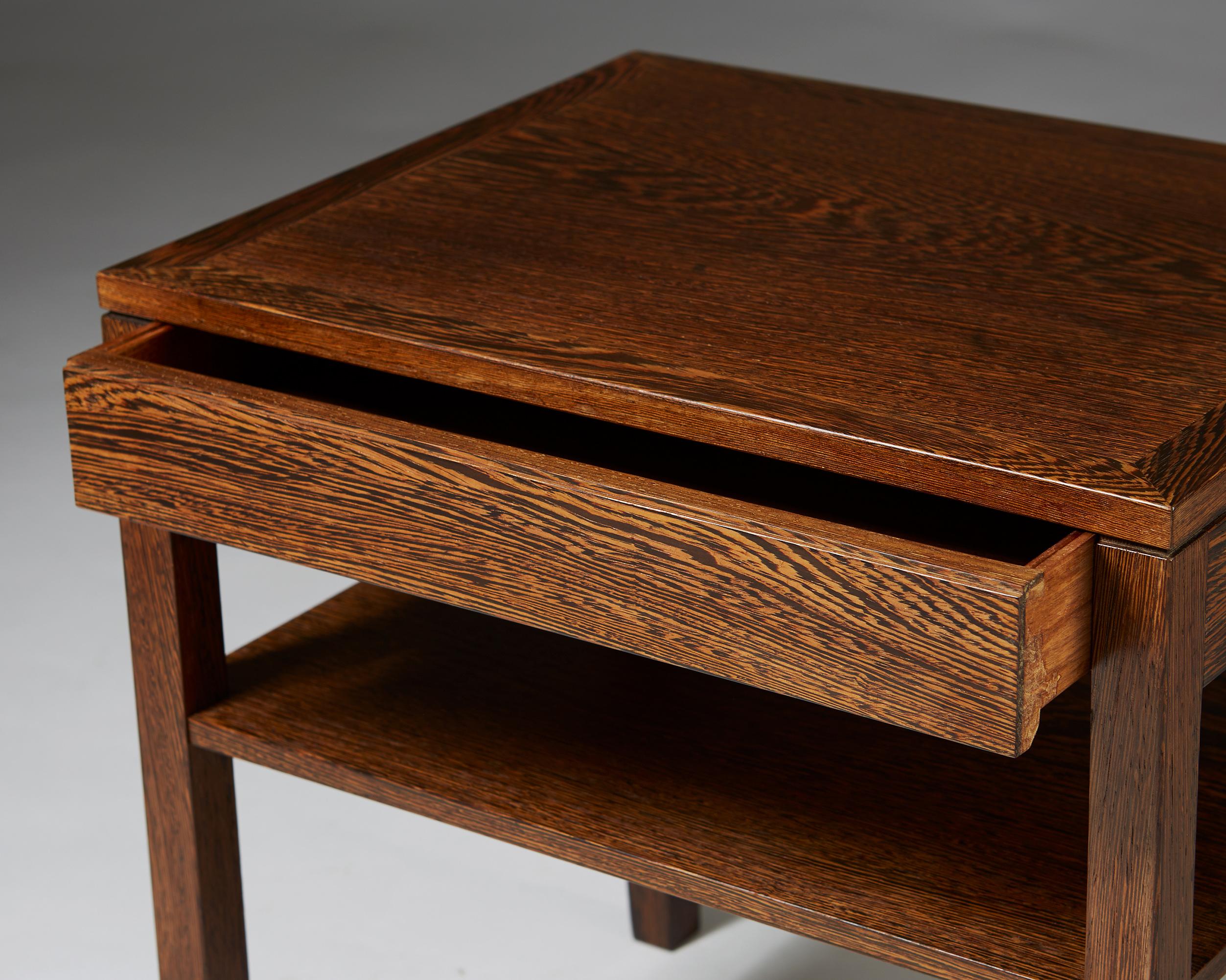 Side/bedside table, anonymous,
Denmark. 1960's.

Wenge.

Dimensions: 
H: 50 cm/ 19 3/4