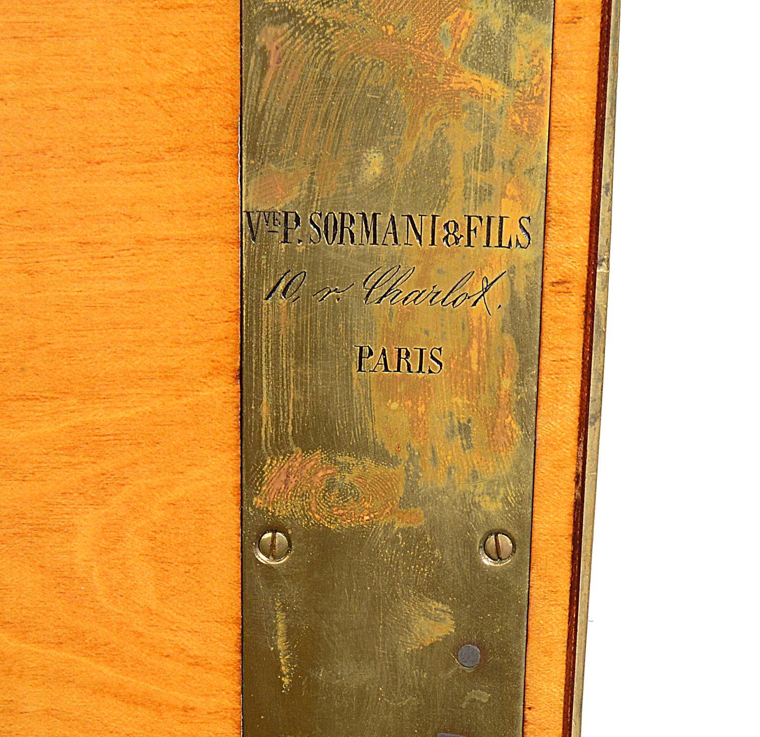 Meuble d'appoint sur pied, par Paul Somani, 19e siècle. en vente 2