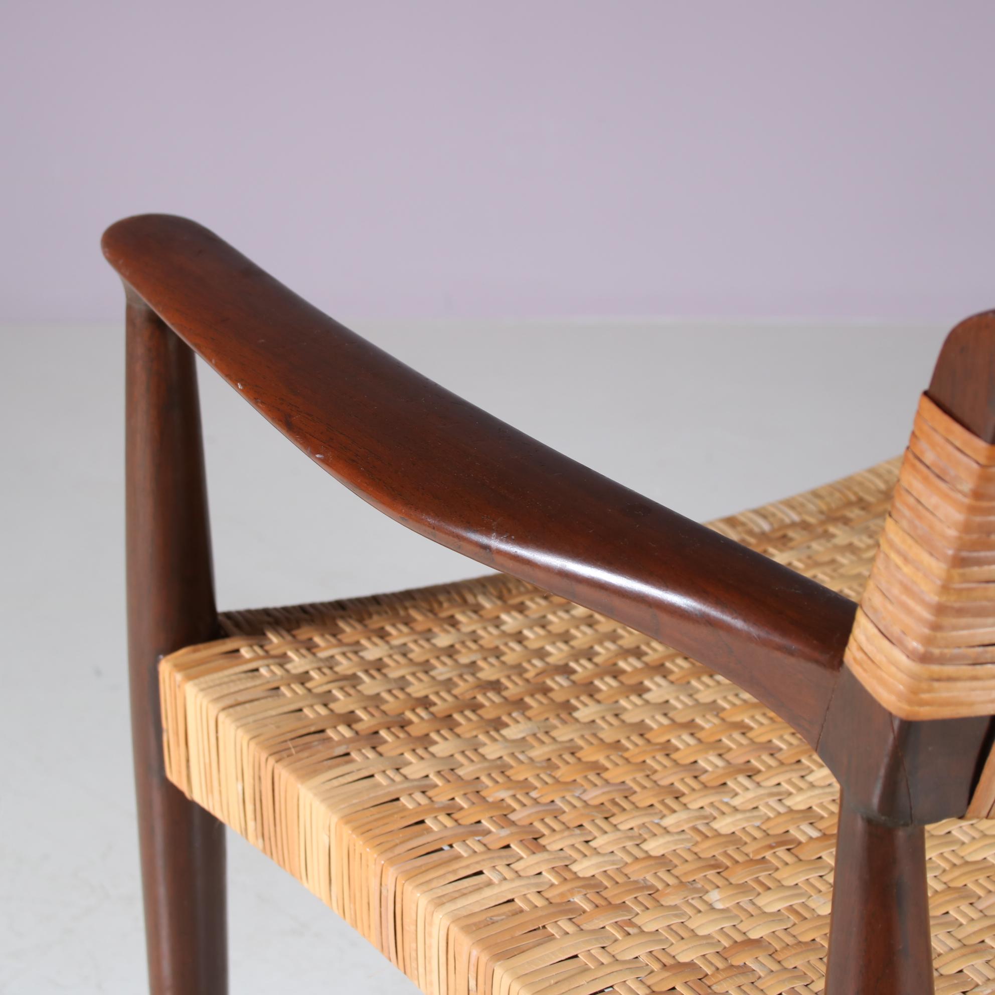 20ième siècle Chaise d'appoint par Einar Larsen & Aksel Bender Madsen pour Willy Beck, Danemark 1950 en vente