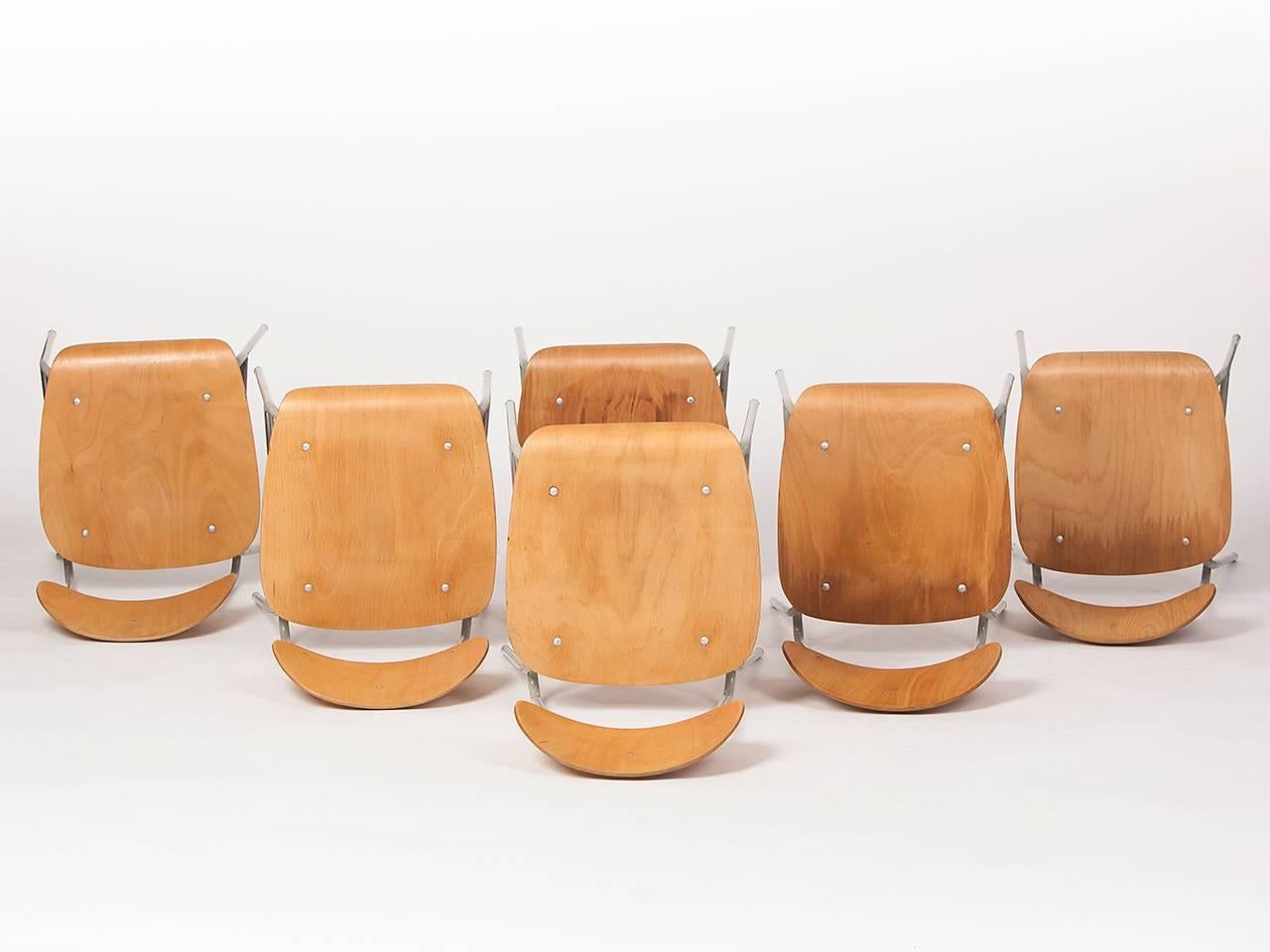 Side Chair by Jiri Petrivy for Drevoindustria, 1960s In Good Condition In Wien, AT