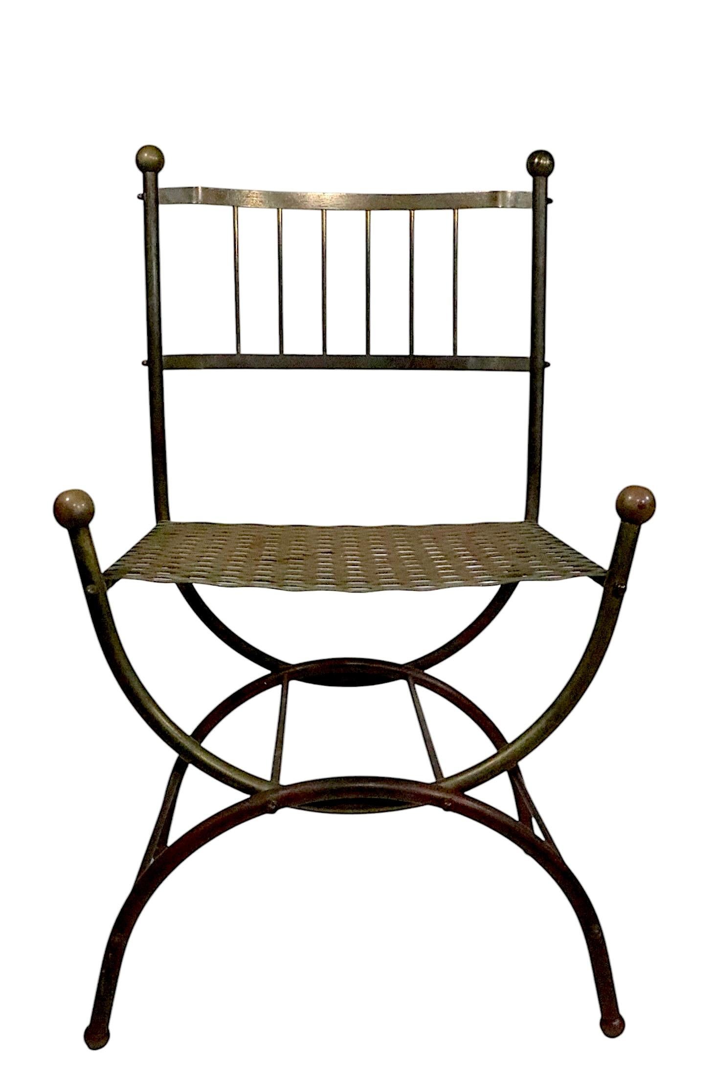 Chaise d'appoint à structure tubulaire en laiton, assise en maille métallique et embouts Ball, c.A.I.C. en vente 1