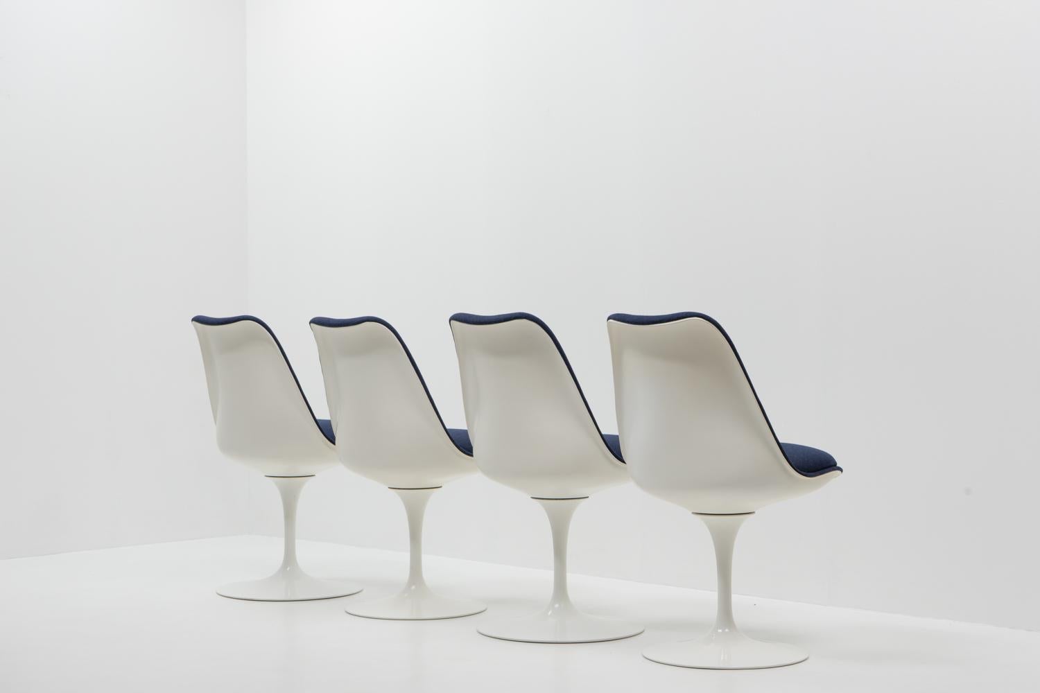 Sillas auxiliares de Eero Saarinen para Knoll, Suiza, años 70 - Juego de 4 finales del siglo XX en venta