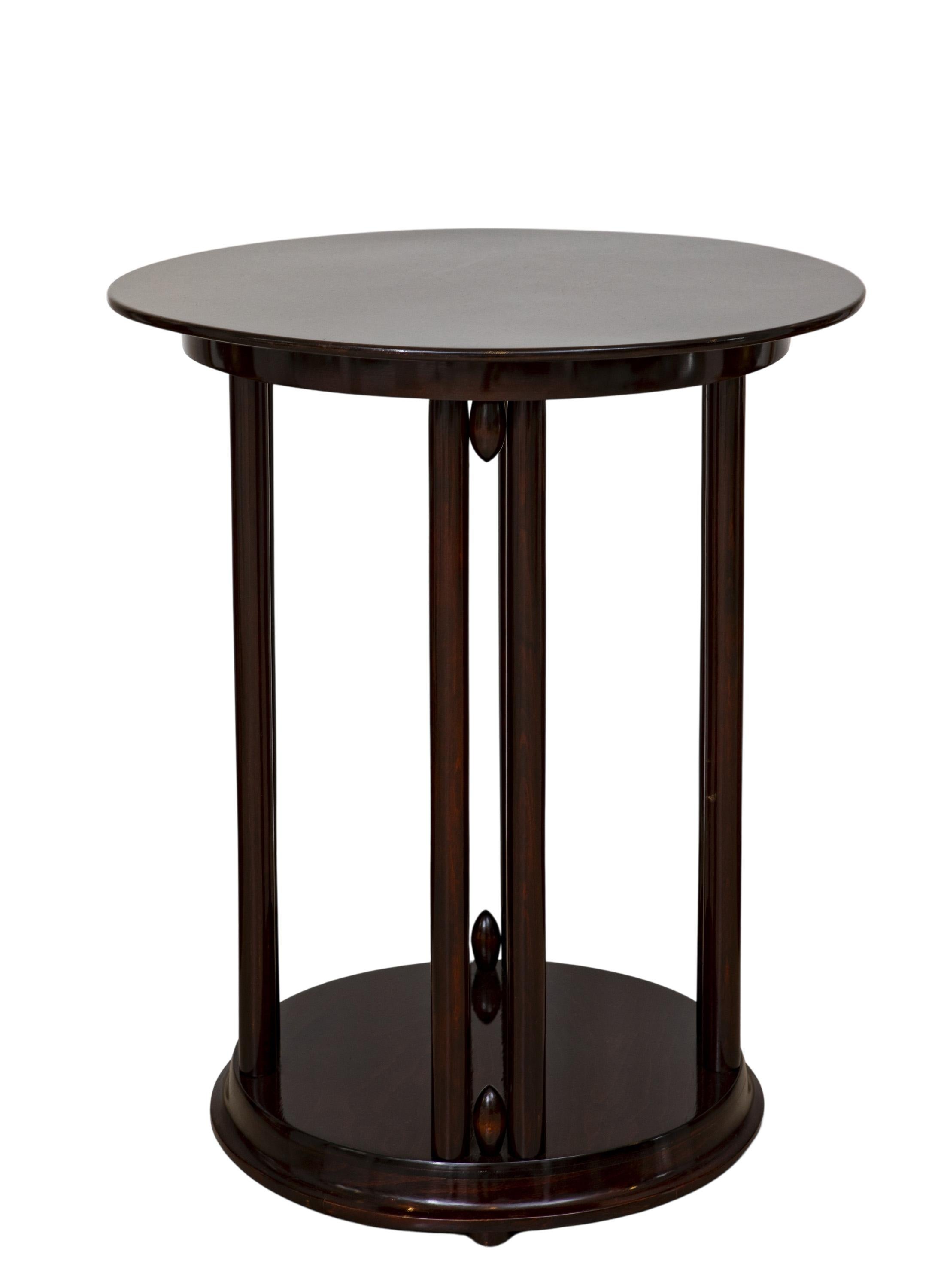 Beistelltisch Fledermaus Jugendstil Wien Josef Hoffman Design Thonet 1912 (Poliert) im Angebot