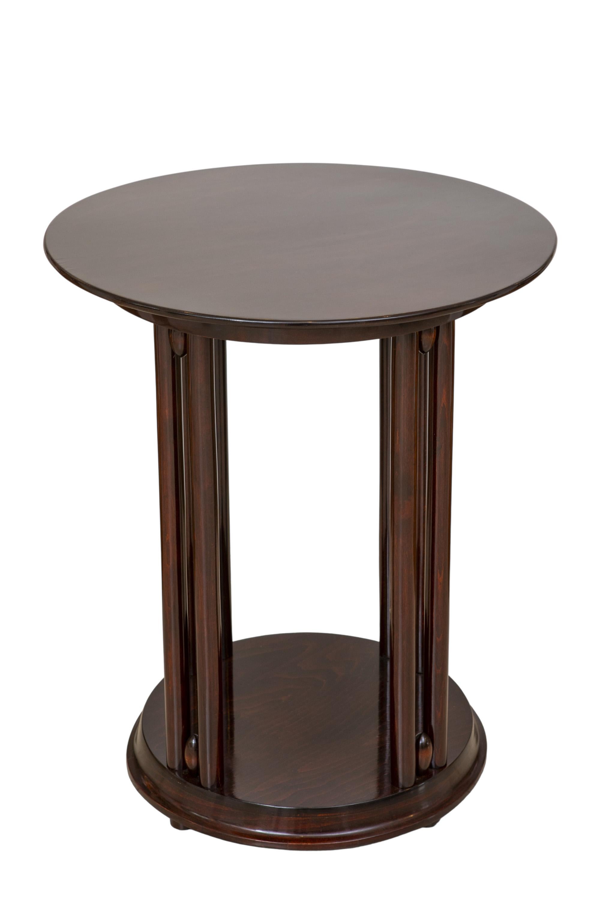 Table basse d'appoint Fledermaus Jugendstil Vienne Josef Hoffman Design Thonet 1912 Bon état à Klosterneuburg, AT