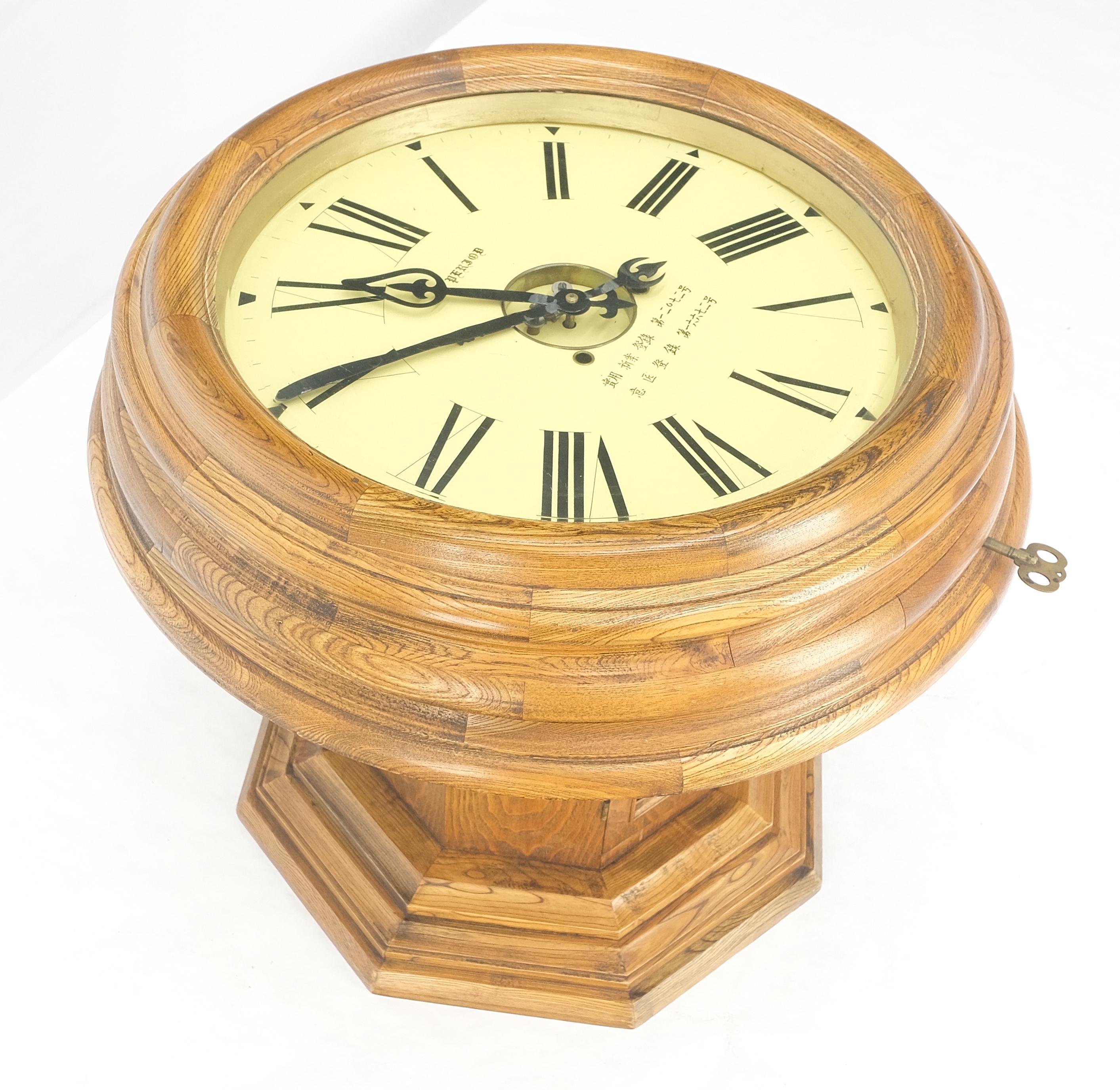 Side Coffee Table w/ a Working Street Wall Clock Top Storage Compartment Base For Sale 5