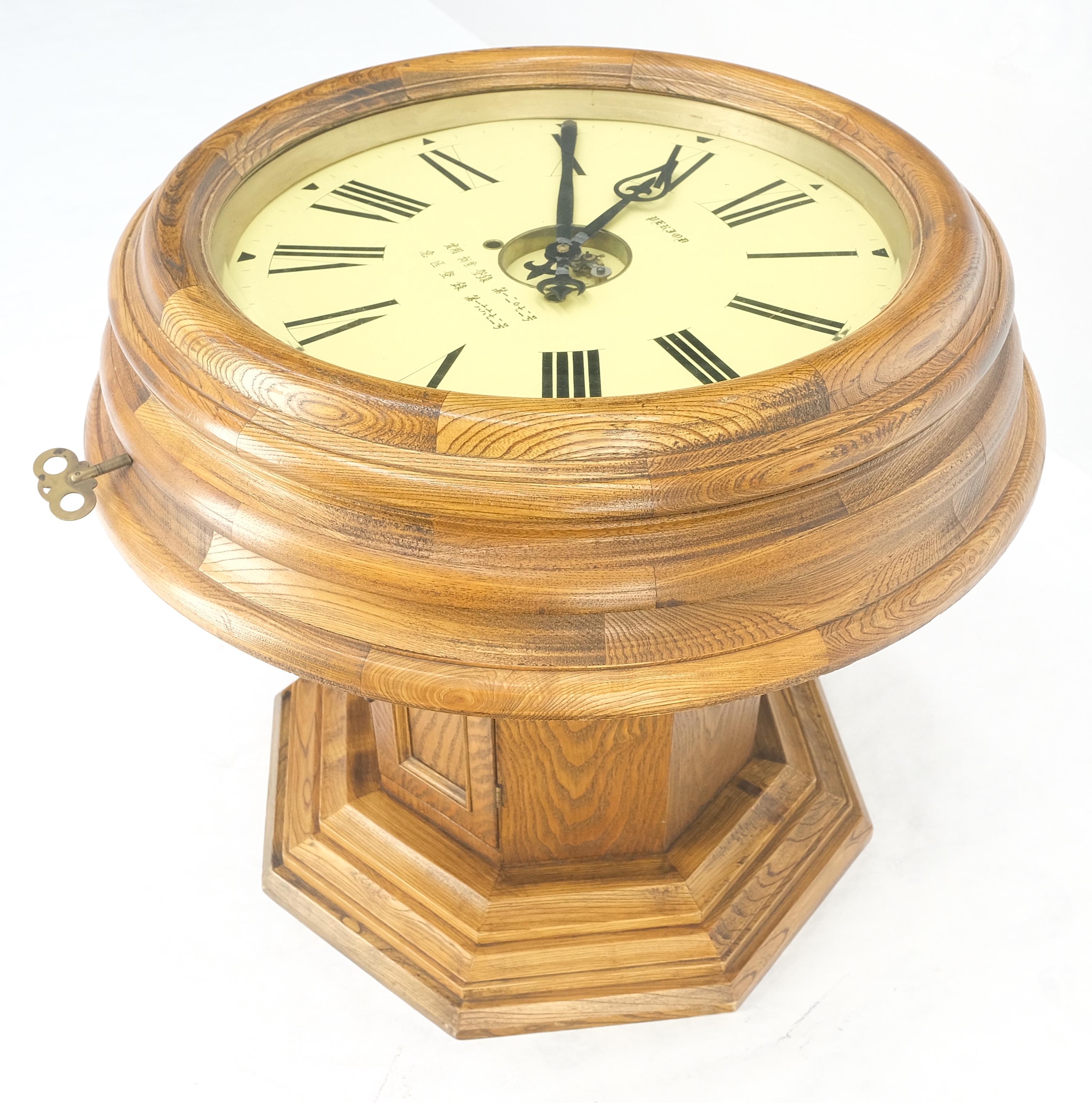 Side Coffee Table w/ a Working Street Wall Clock Top Storage Compartment Base For Sale 8