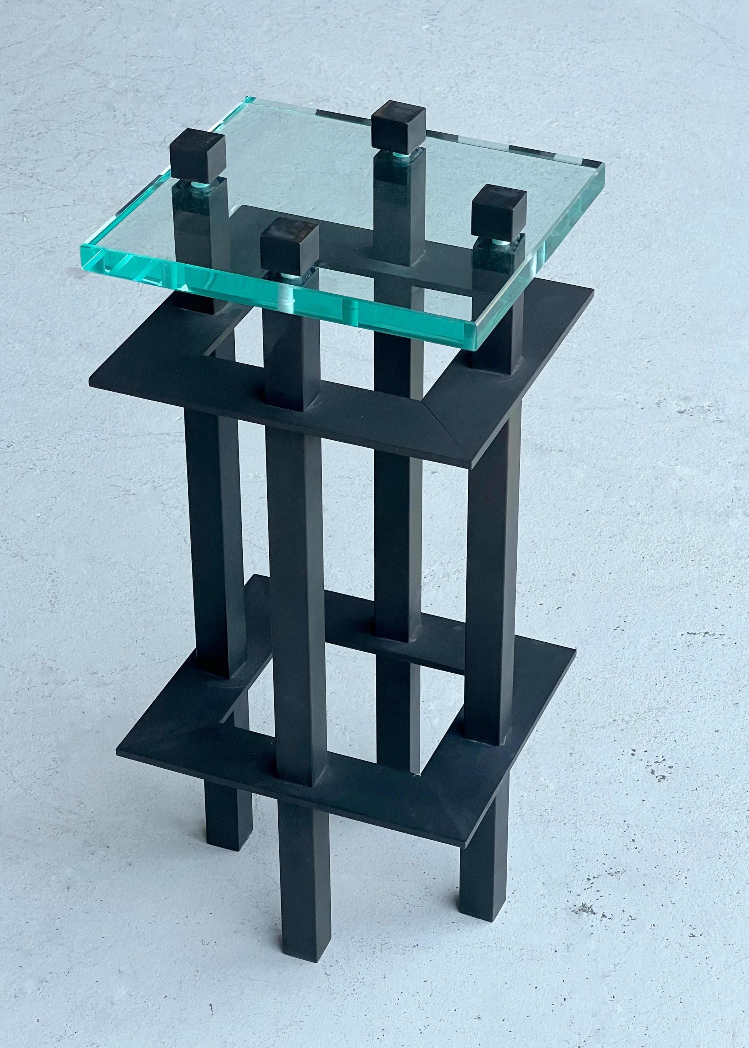 Table à boire en bronze et verre Minimalist Modern Bon état - En vente à Miami, FL