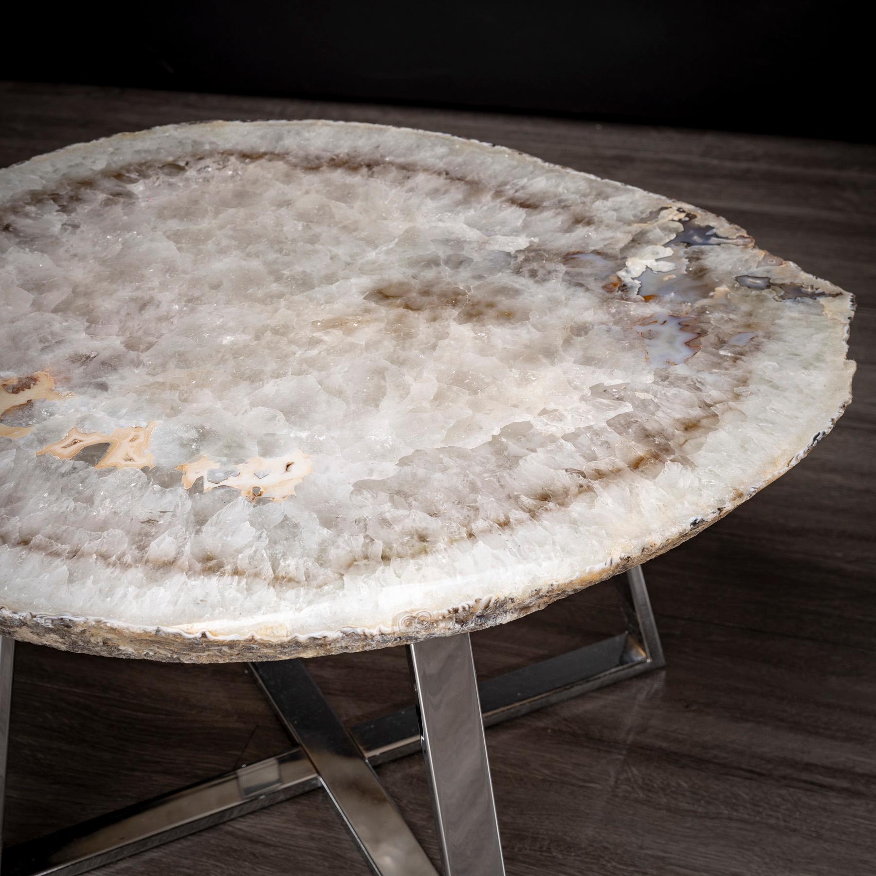 Side or Center Table, Brazilian Agate with Nickel Finish Metal Base In New Condition For Sale In Polanco, CDMX