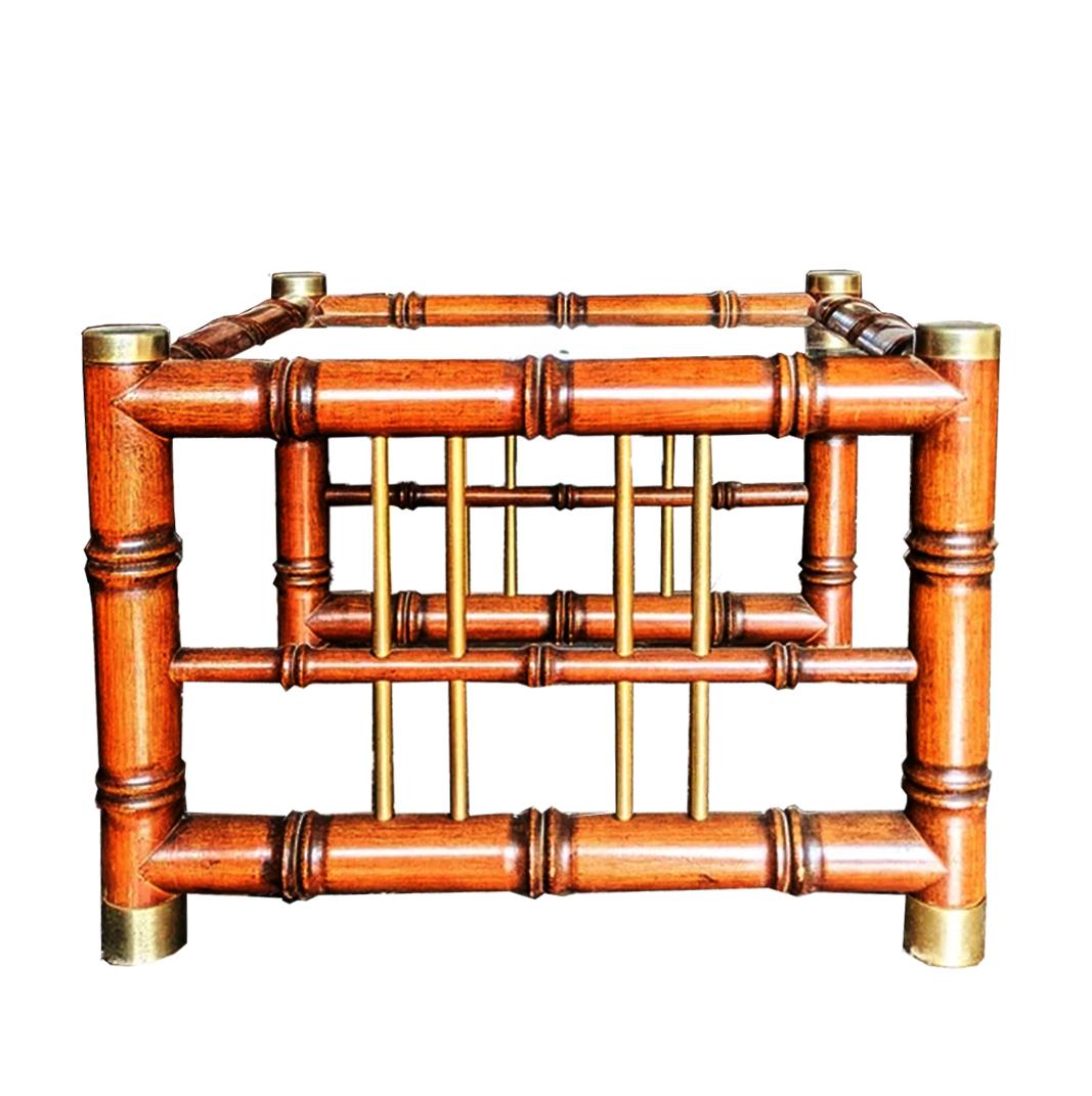 Laiton Côté, Café  Table ou table d'appoint Hollywood Regency en faux bambou et laiton en vente