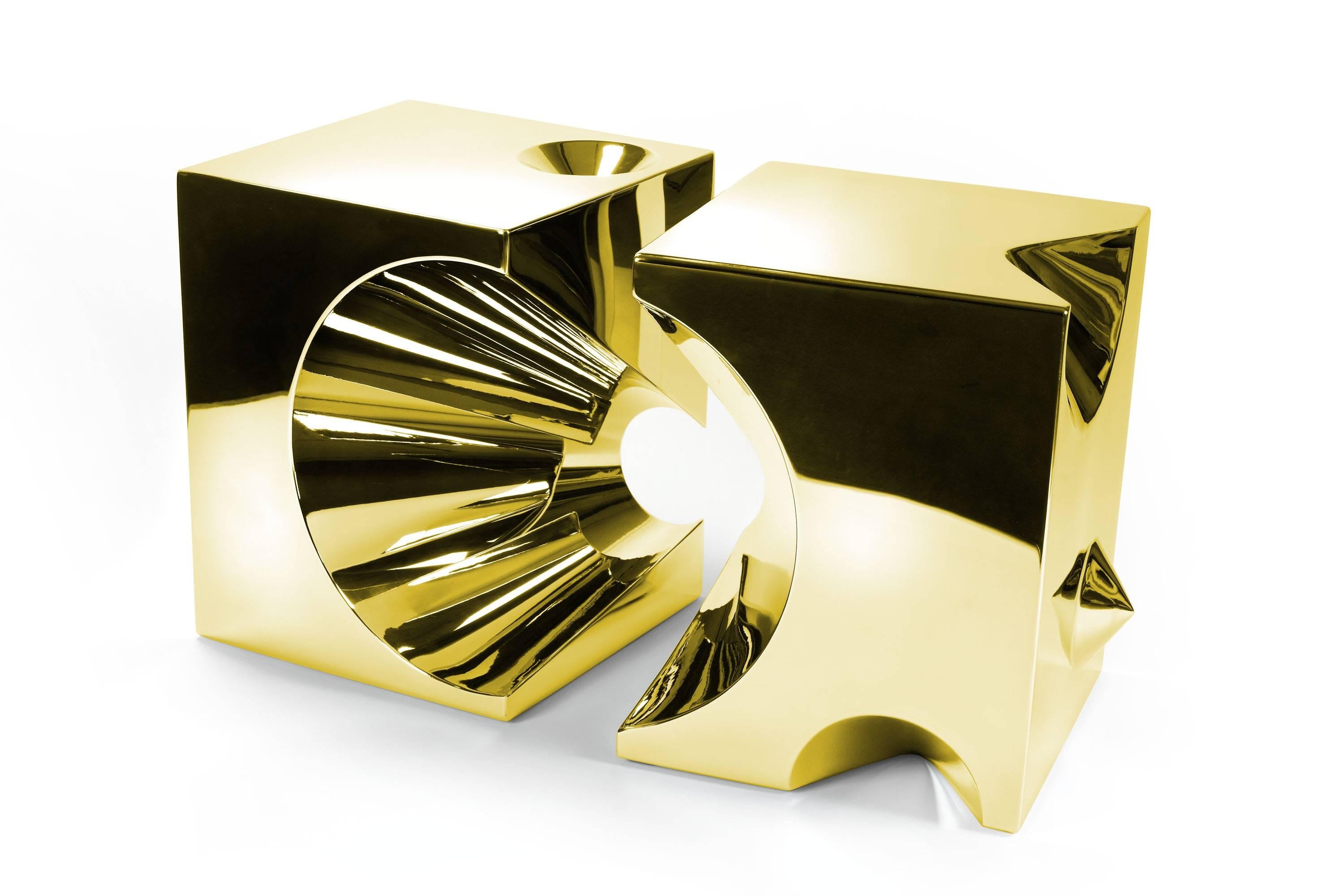 Tavolino o tavolino da tavolo Scultura astratta Cubo in acciaio specchiato Design da collezione Italia in vendita 1