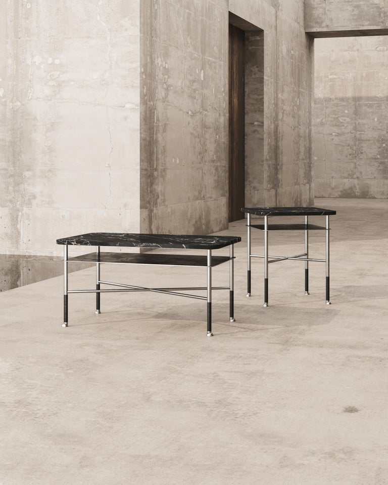Side Piece Table For Sale at 1stDibs