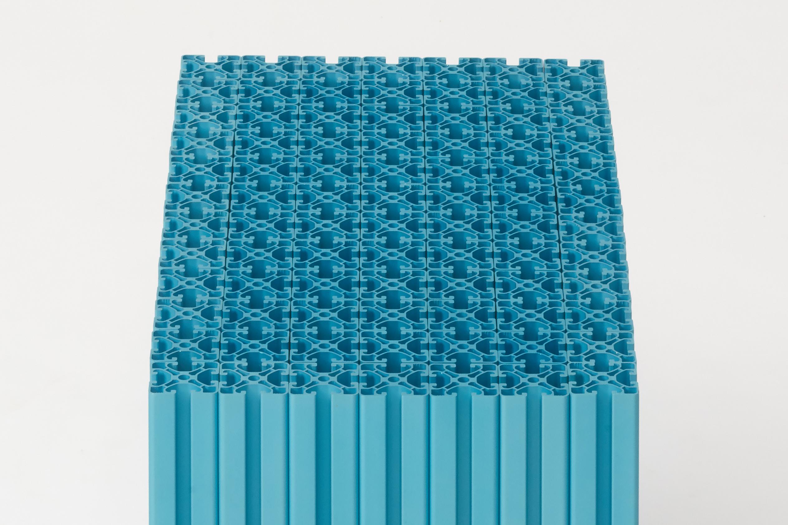 Blue Cyan Anodized Aluminum Side Table / Plinth by Antoni Pallejà For Sale 1