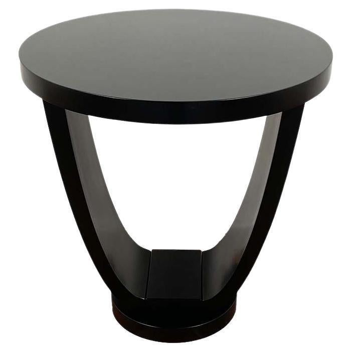Round Side Table Art Deco Style in Black by Tischlerei Hänsdieke. For Sale