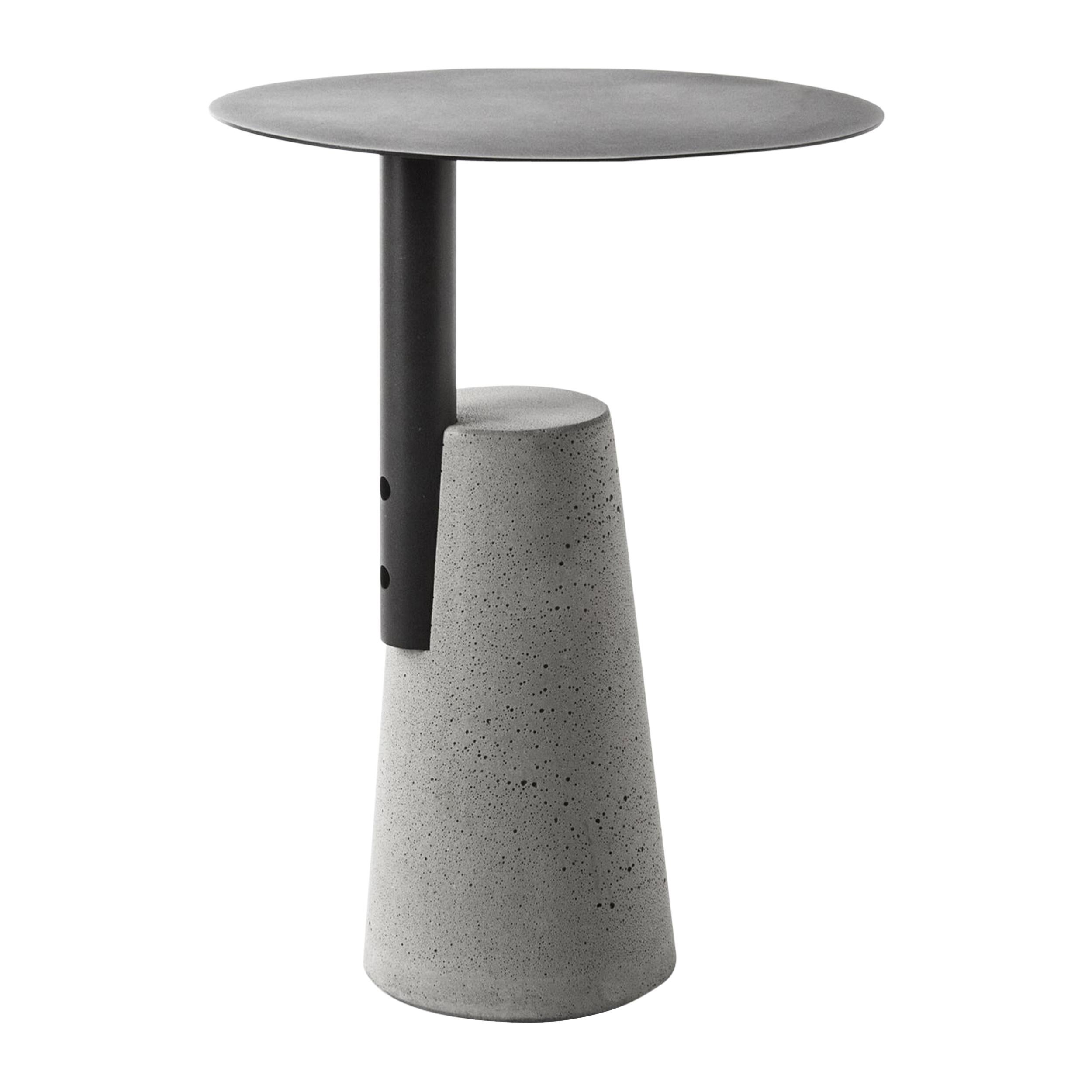 Side Table 'BAI' Made of Concrete and Steel 'Large' '+Colors' For Sale