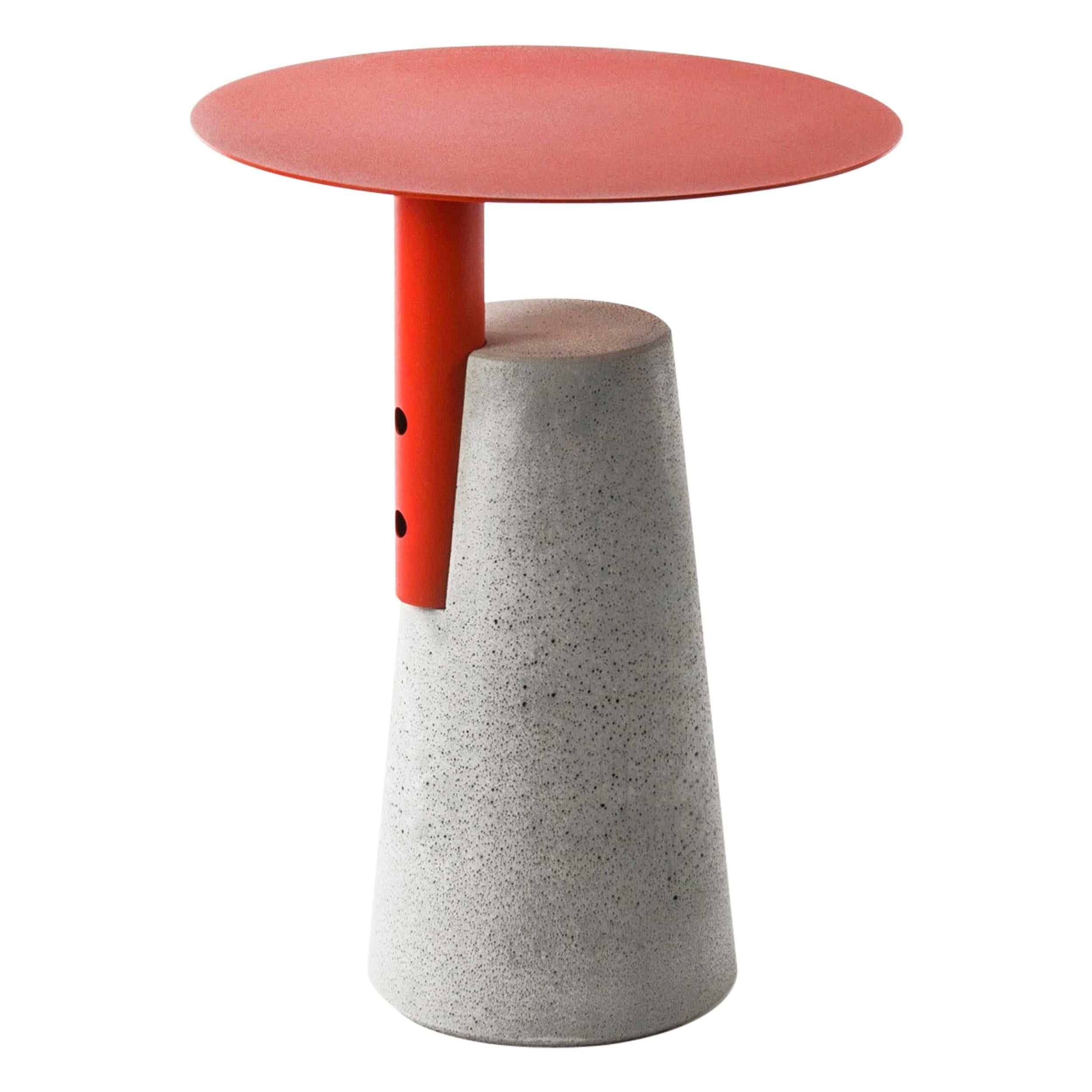 Side Table 'BAI' Made of Concrete and Steel 'Medium' '+colors'