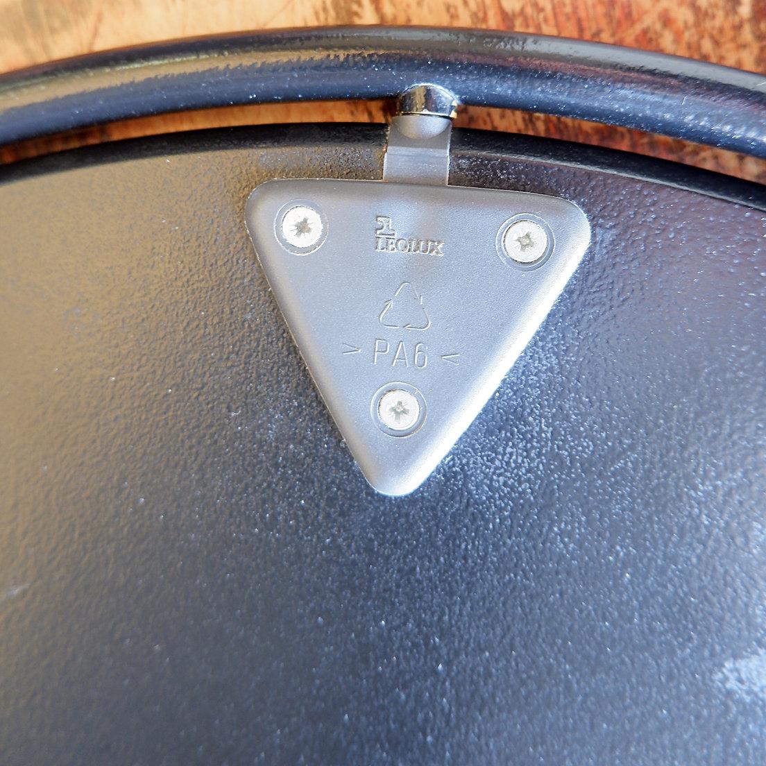 Table d'appoint Besico de Siggi Fischer pour Leolux, 1994 en vente 2