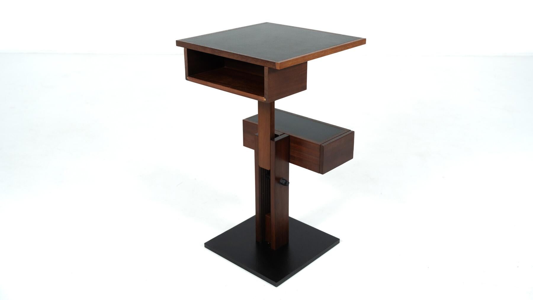 Side table by Bernard Vuarnesson, Adjustable Height, 1980s

Height : 79 - 43 cm