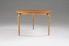 Mesa auxiliar de Bruno Mathsson, Suecia, 1968