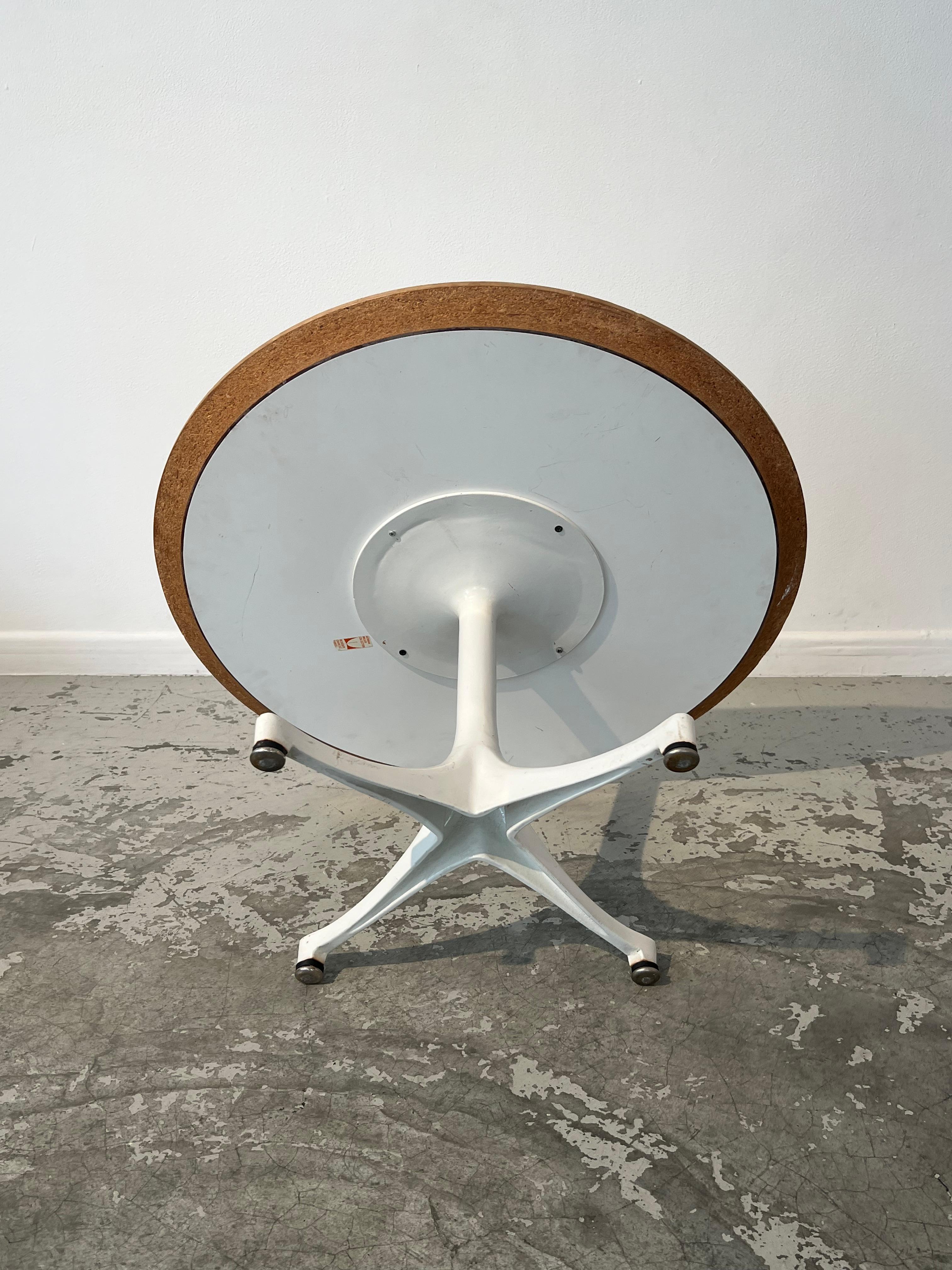 Side table by Charles Eames for Herman Miller 50s For Sale 4