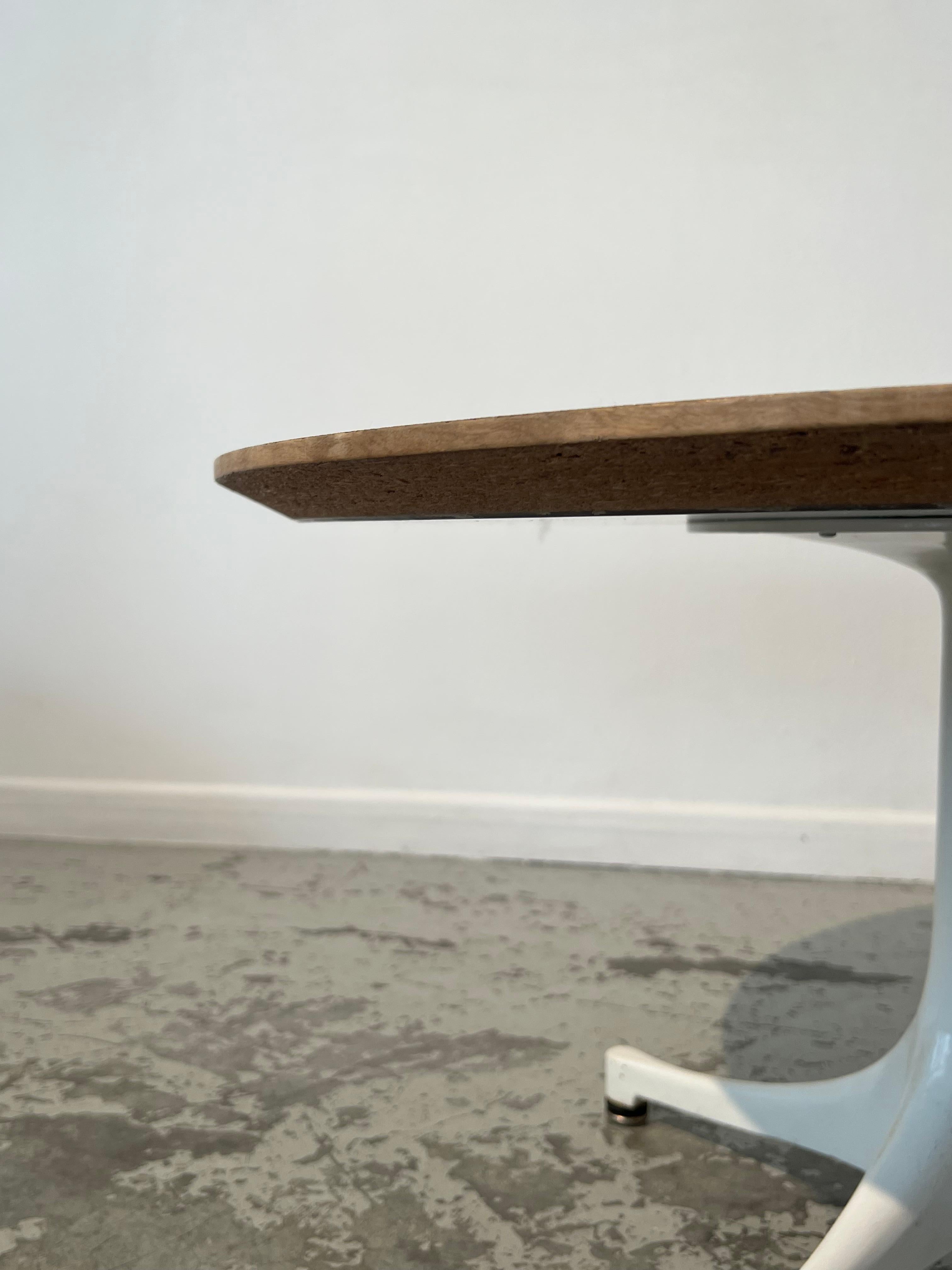 Side table by Charles Eames for Herman Miller 50s For Sale 2