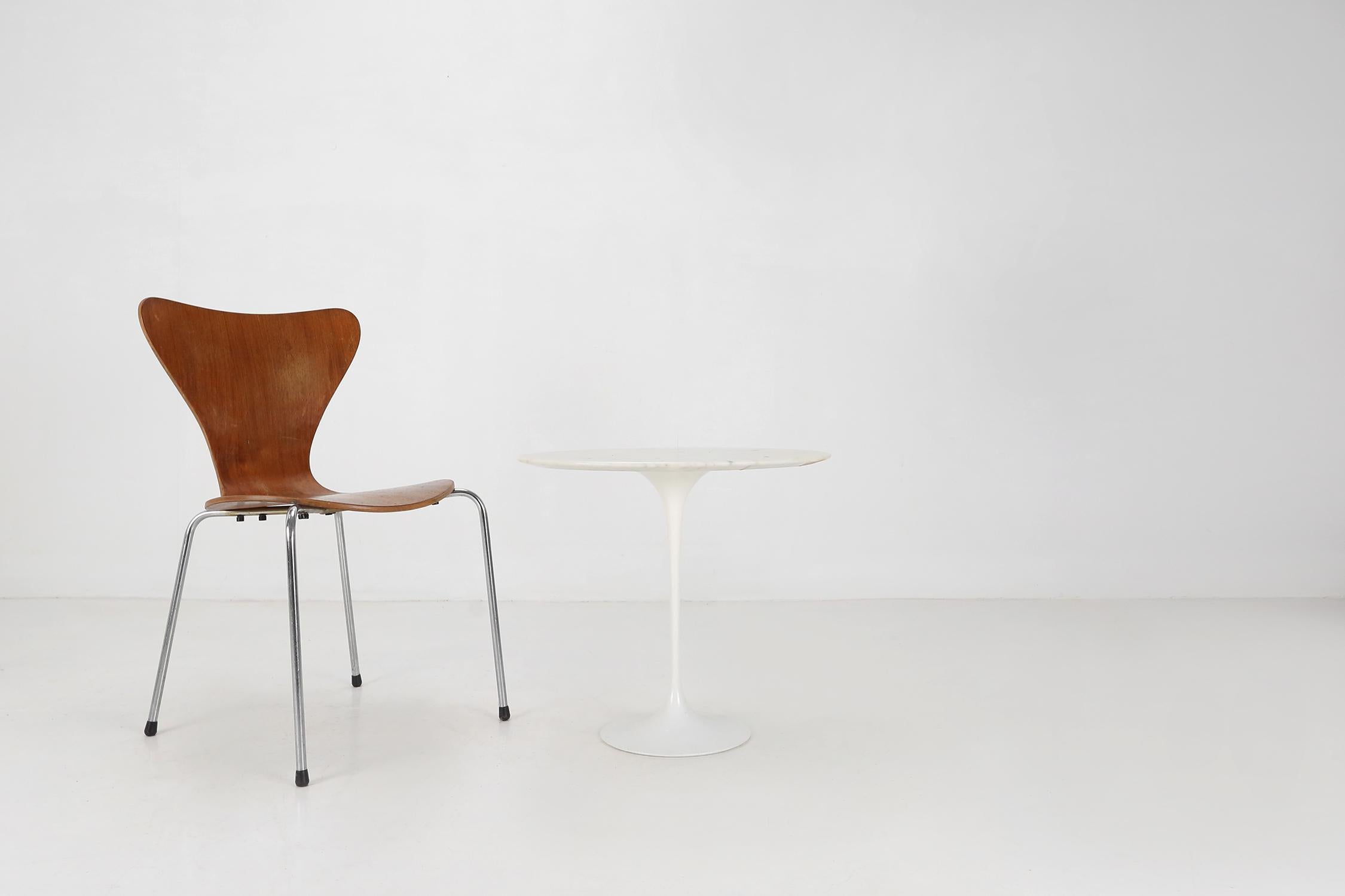 Side Table by Eero Saarinen for Knoll 5
