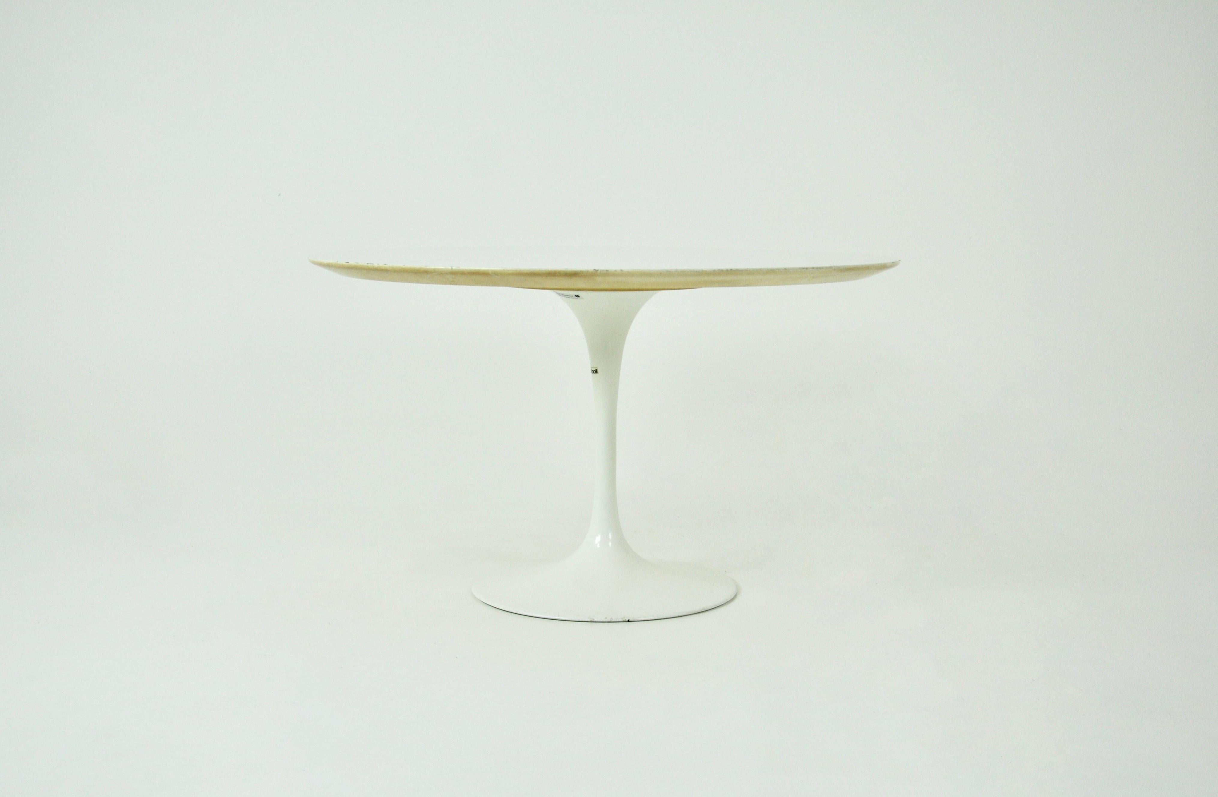 Central American Side Table by Eero Saarinen for Knoll International, 1960s For Sale