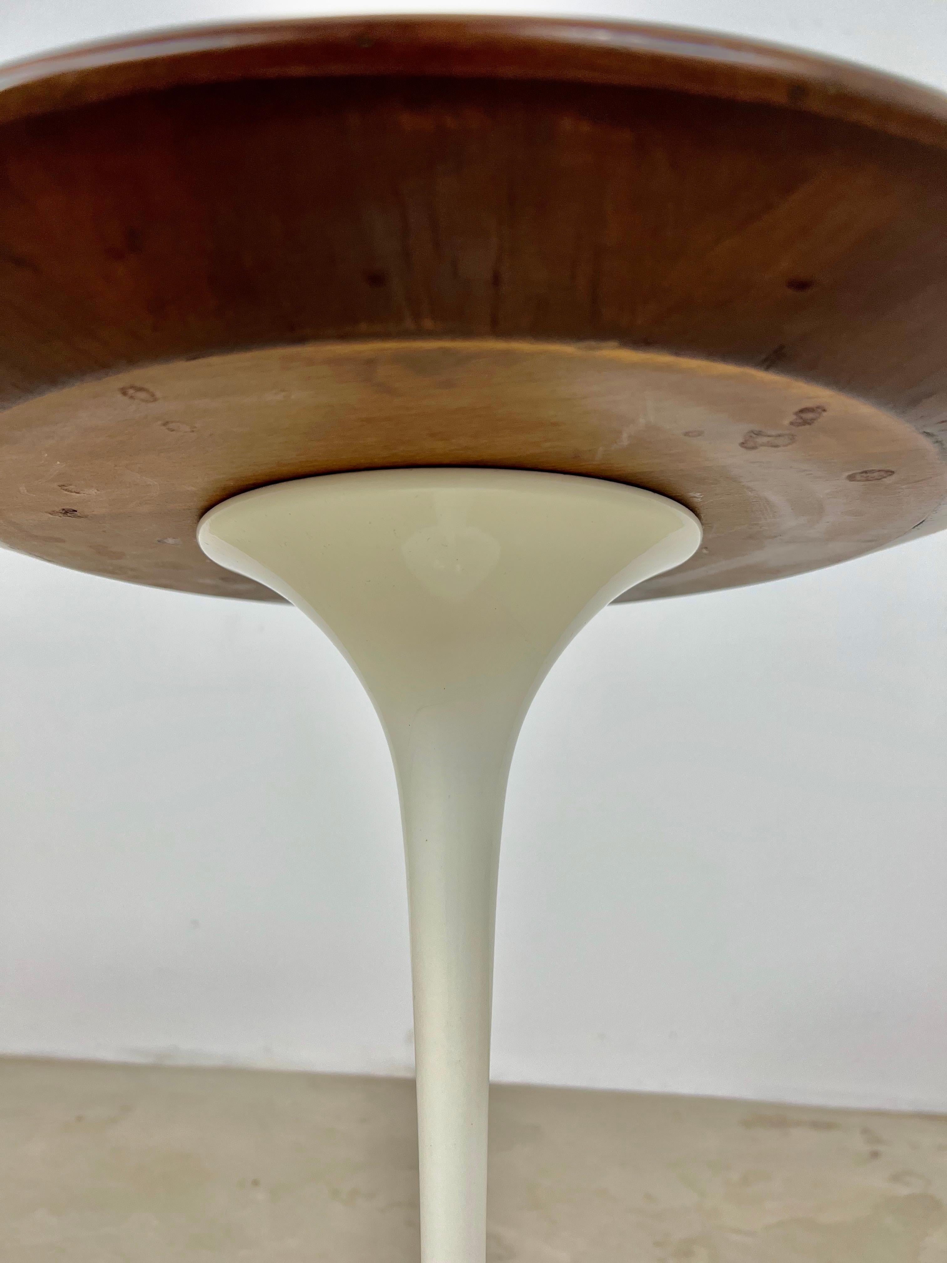 Side Table by Eero Saarinen for Knoll International, 1960s In Good Condition In Lasne, BE