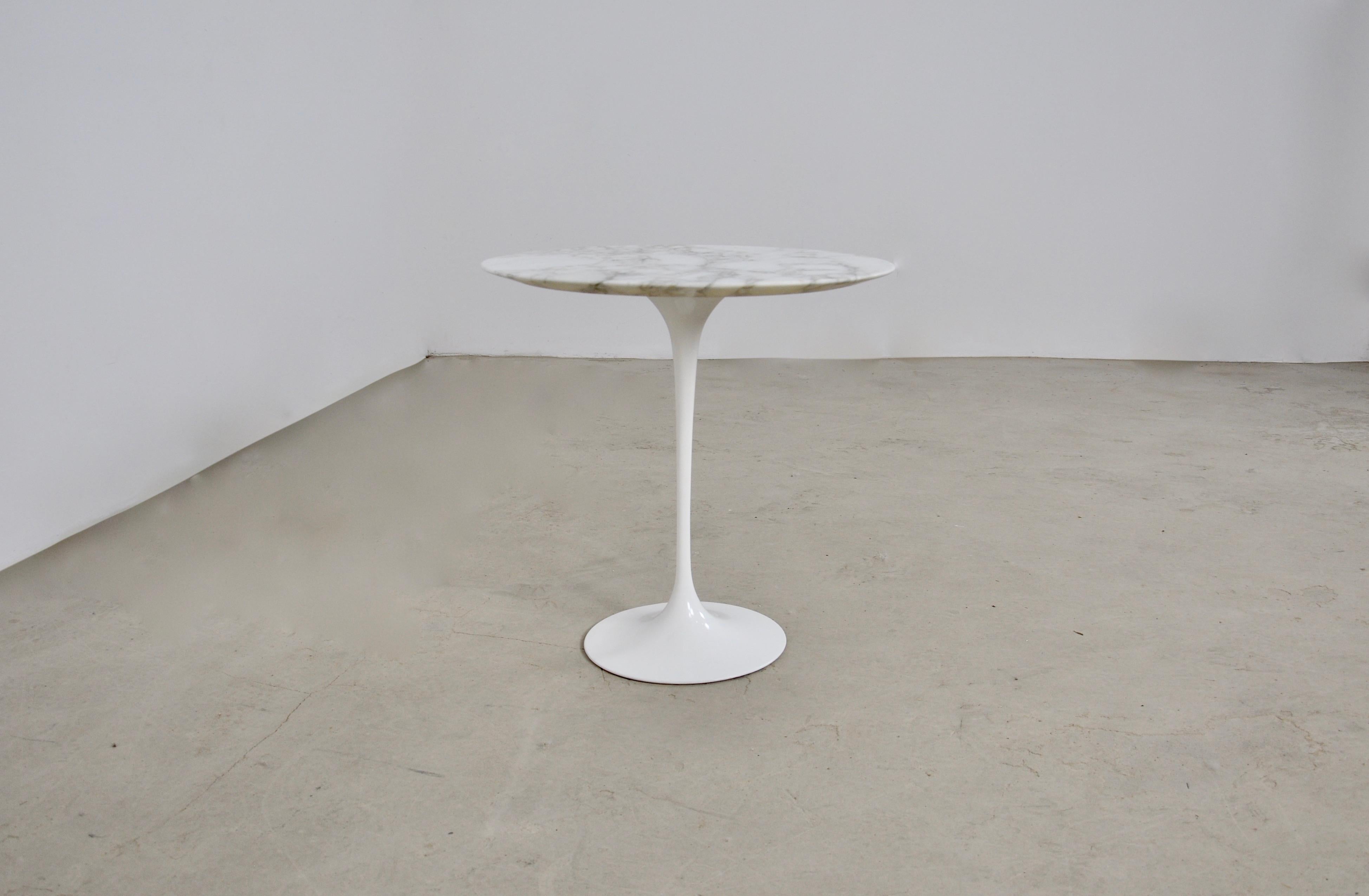 Side Table by Eero Saarinen for Knoll International, 1960s In Good Condition In Lasne, BE