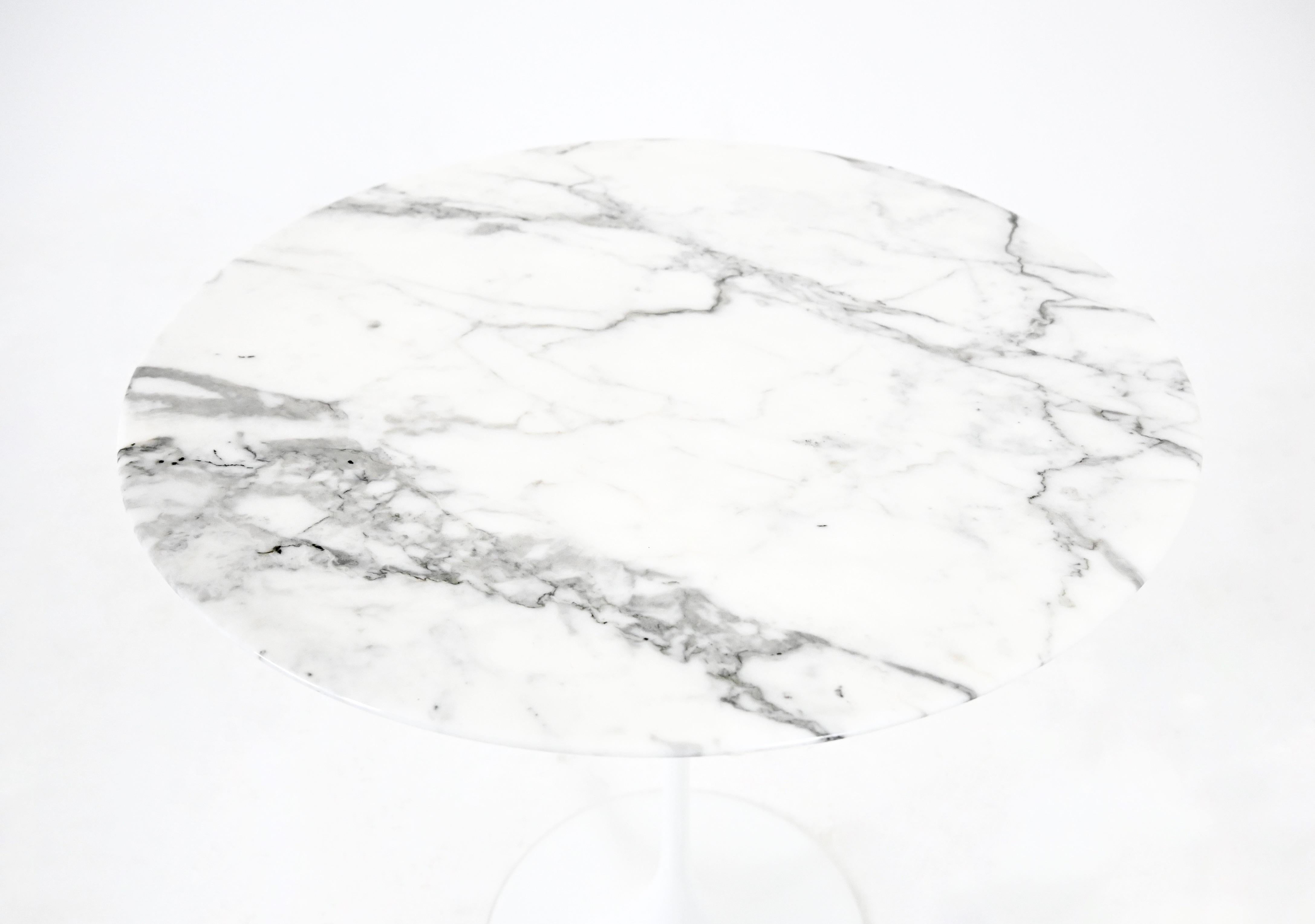 Table d'appoint d'Eero Saarinen pour Knoll International, années 1960 Bon état à bruxelles, BE