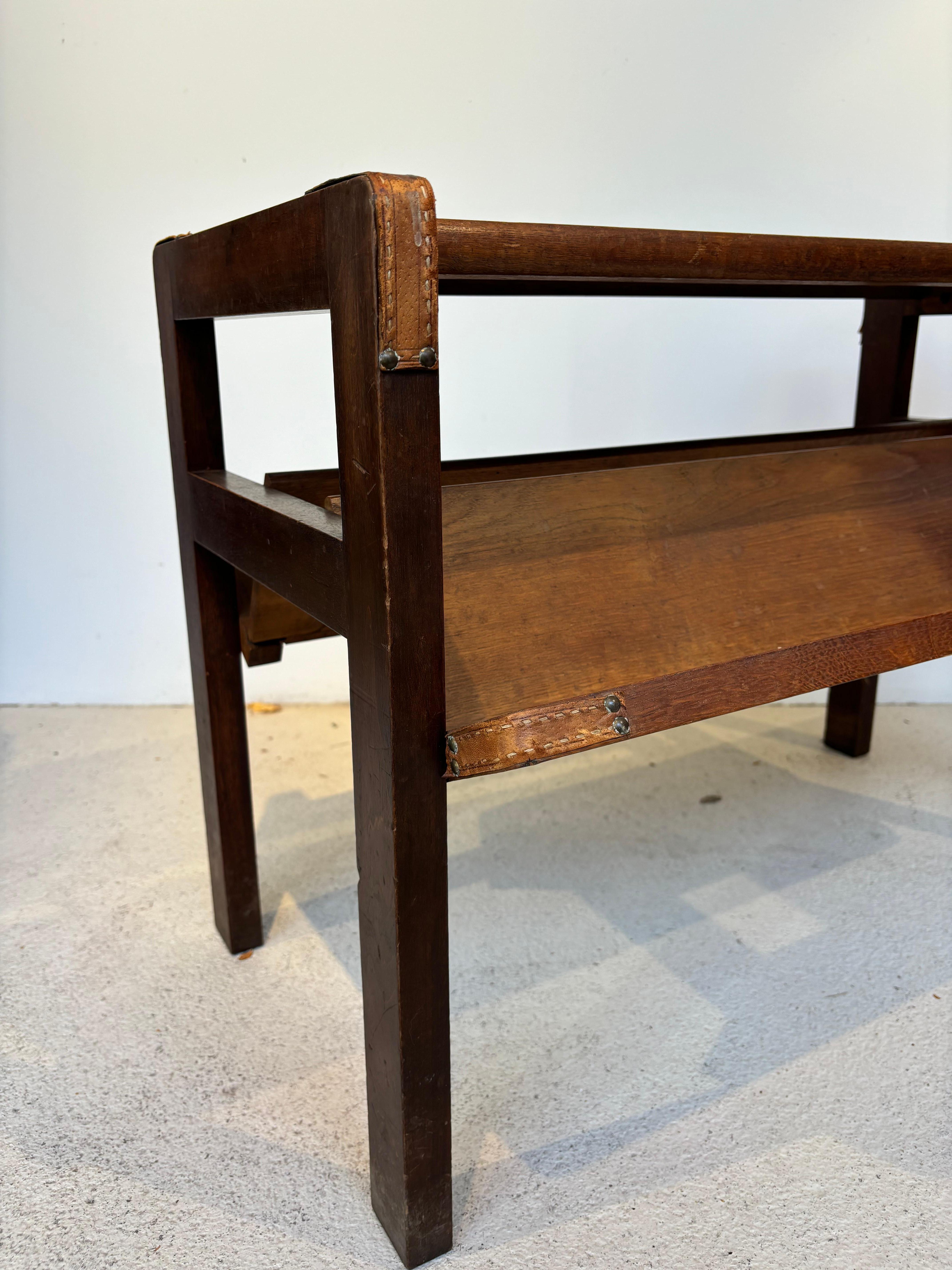 Mesa auxiliar de Jacques Adnet en venta 1