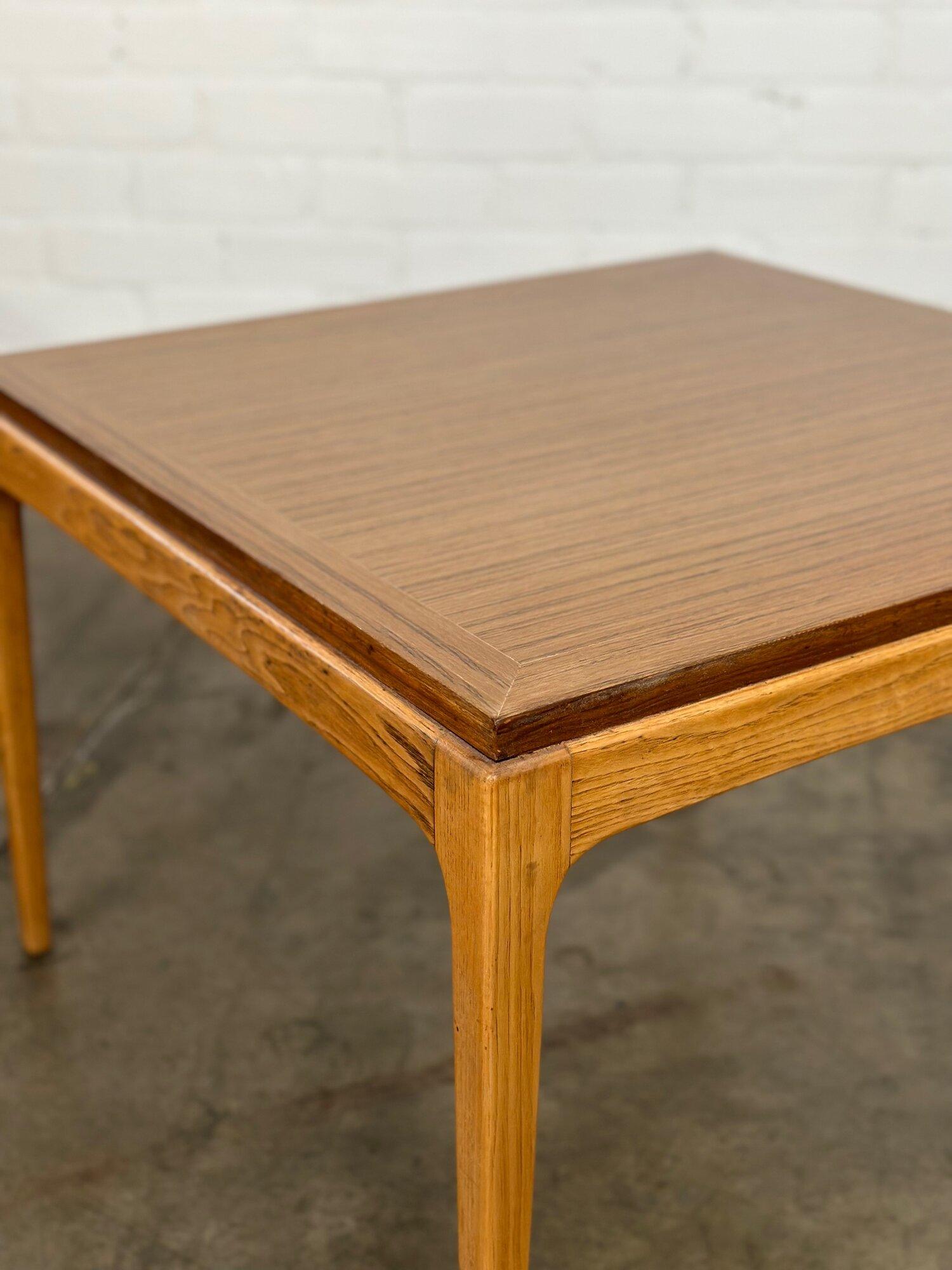 Mid-Century Modern Side Table by Lane For Sale