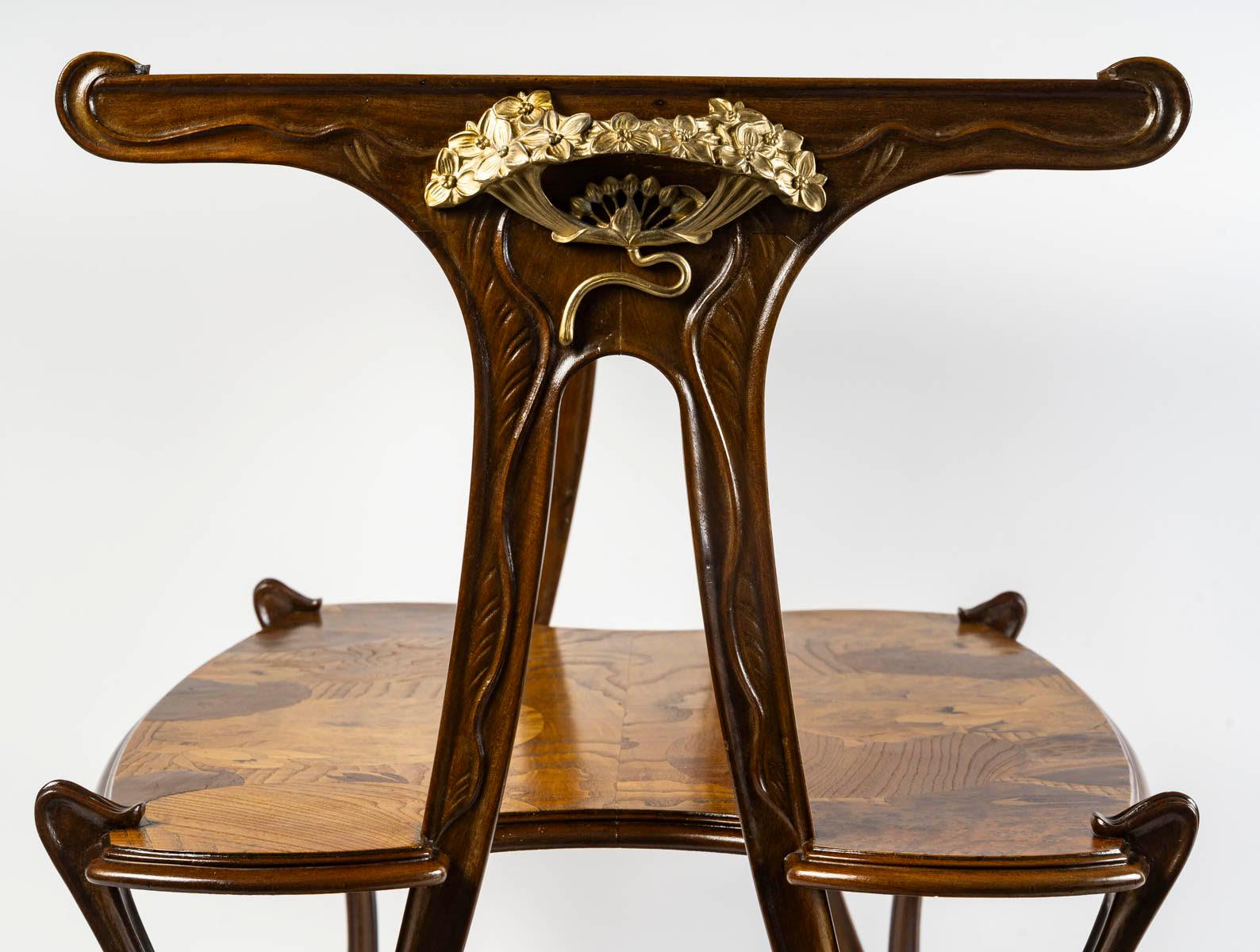 Table d'appoint Louis Majorelle, Nancy, période Art nouveau, vers 1900. en vente 1