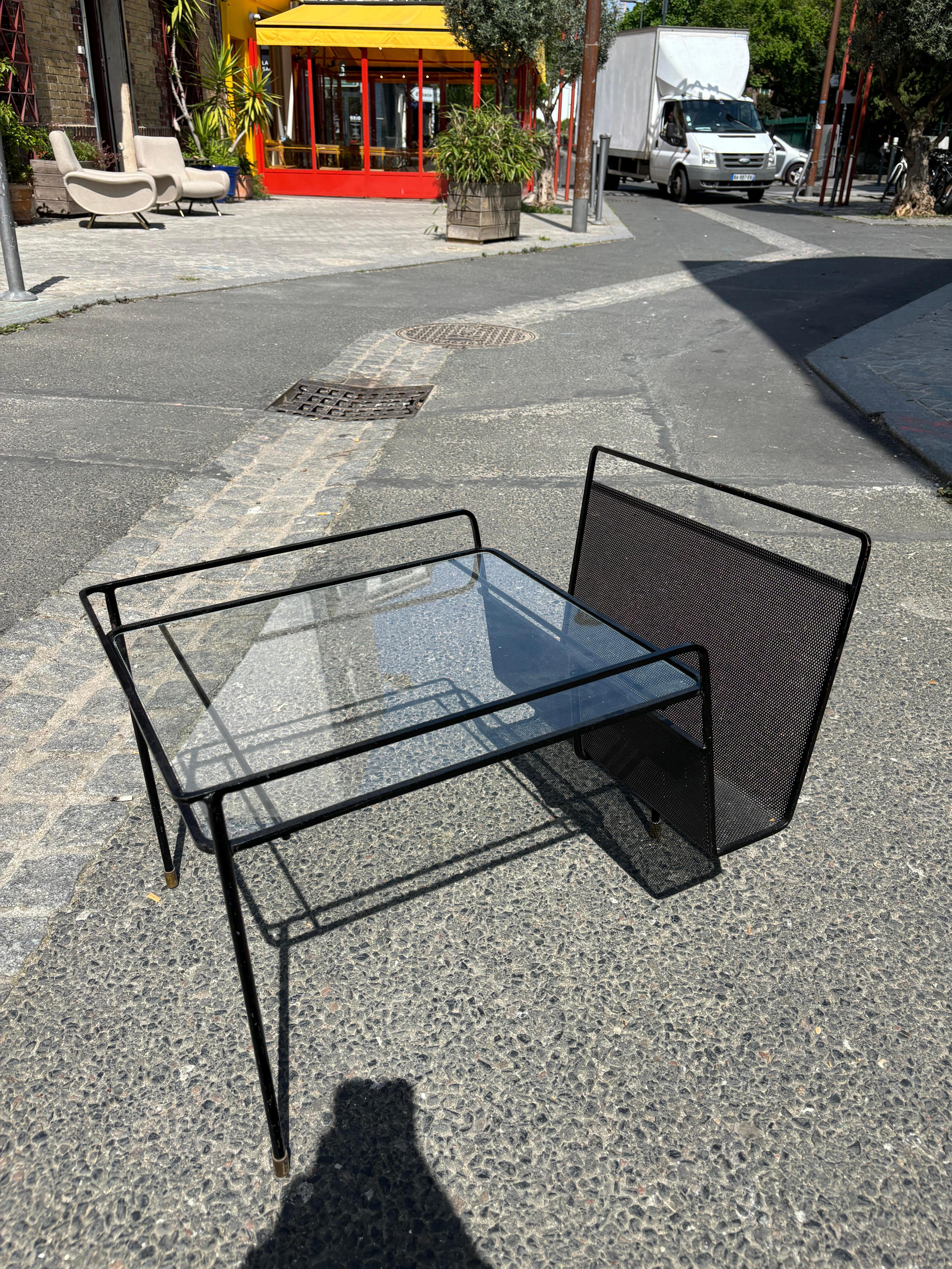 Side table by Mathieu Matégot In Good Condition For Sale In SAINT-OUEN-SUR-SEINE, FR