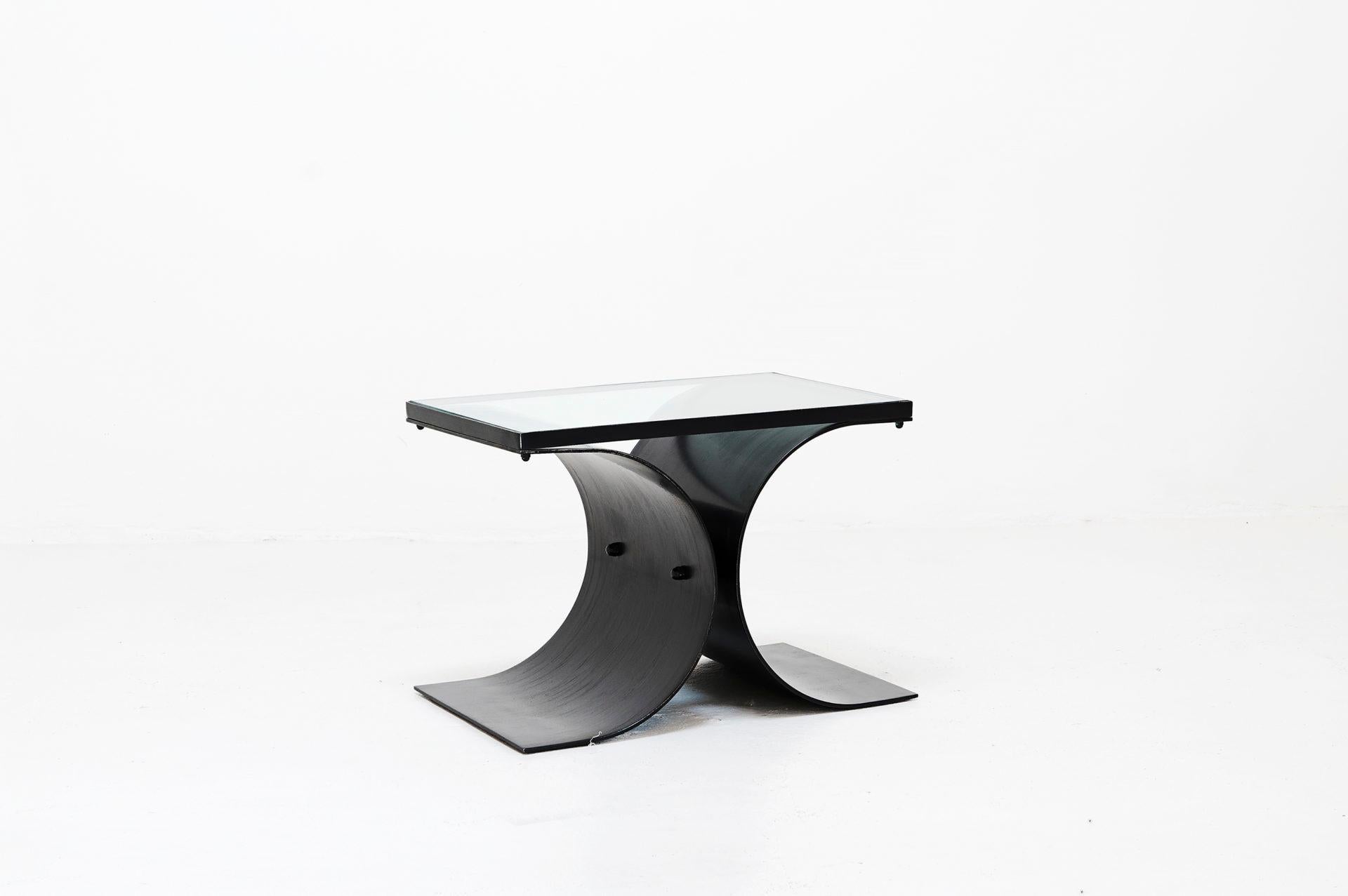 Table d'appoint Oscar Niemeyer, Brésil, 1960 Bon état - En vente à Barcelona, ES