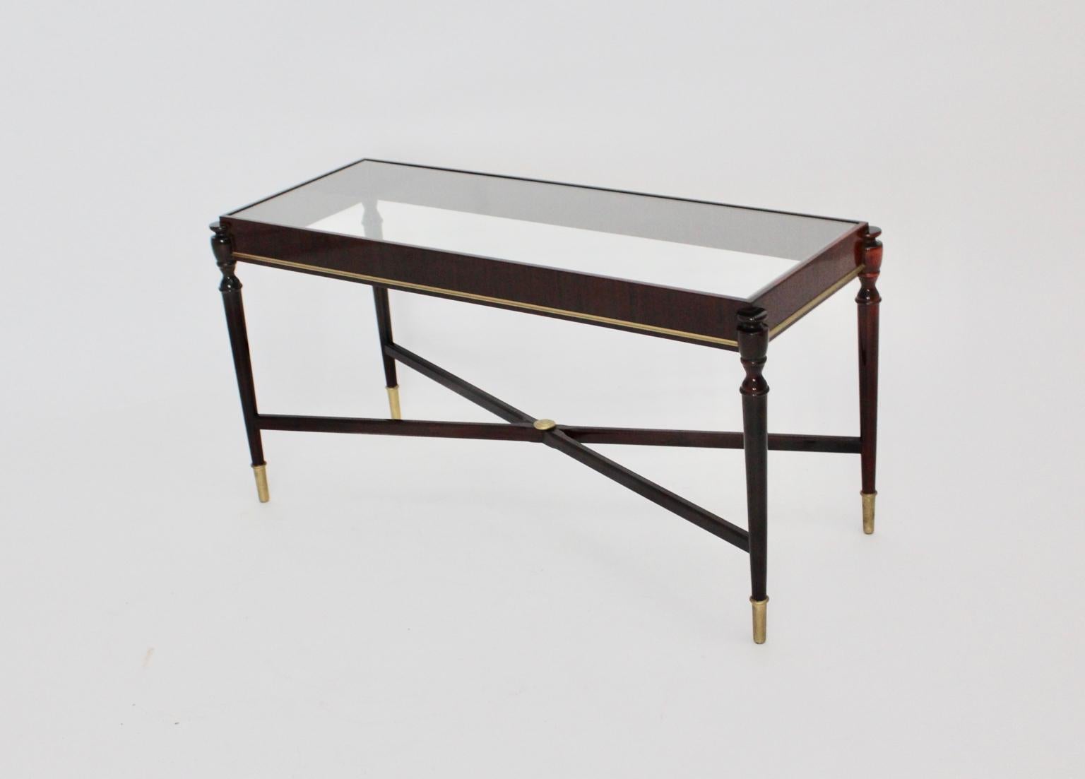 Mid-Century Modern Vintage Coffee Table Attributed to Paolo Buffa, Italy 1940s For Sale 4
