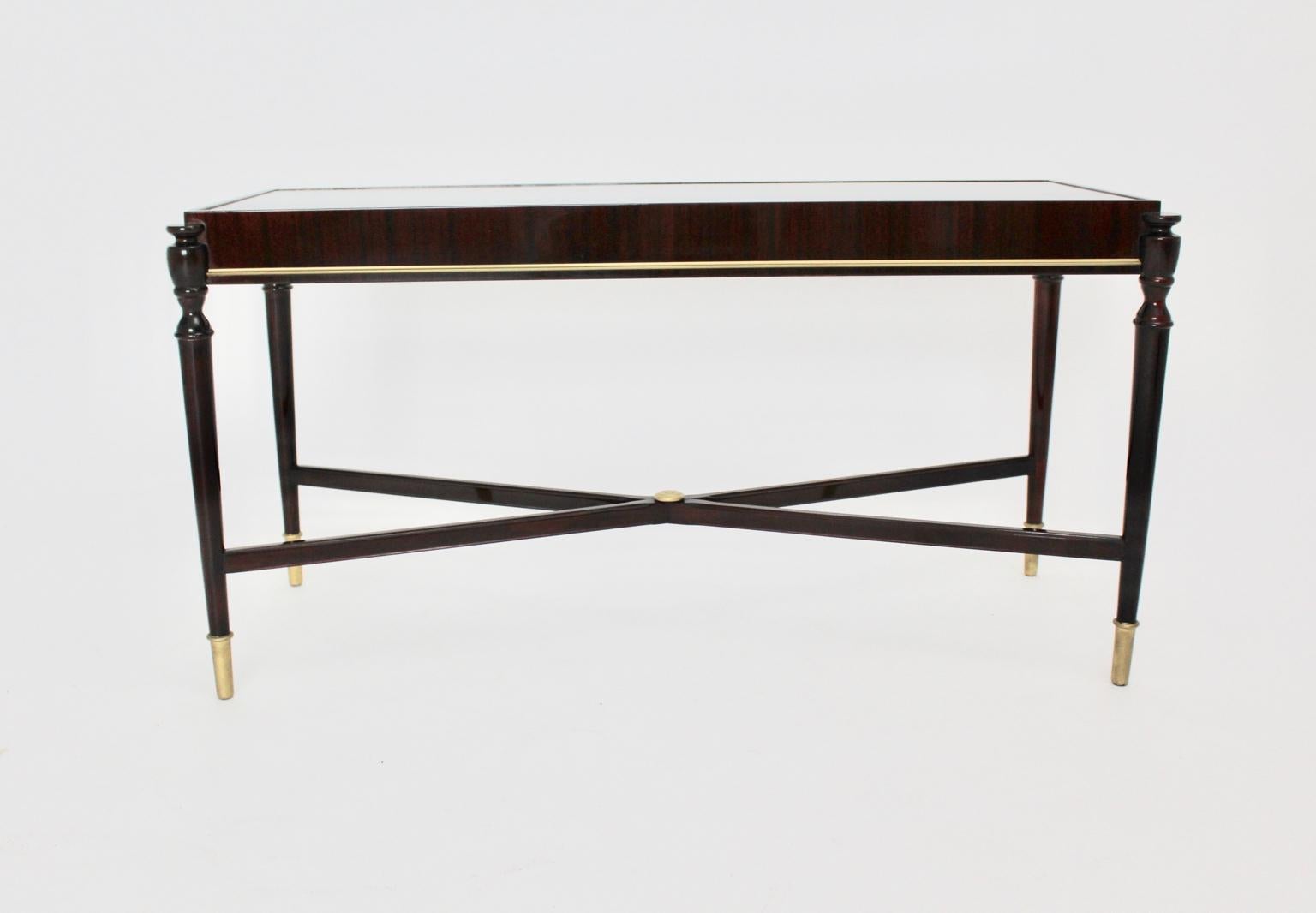 Mid-Century Modern Vintage Coffee Table Attributed to Paolo Buffa, Italy 1940s For Sale 5