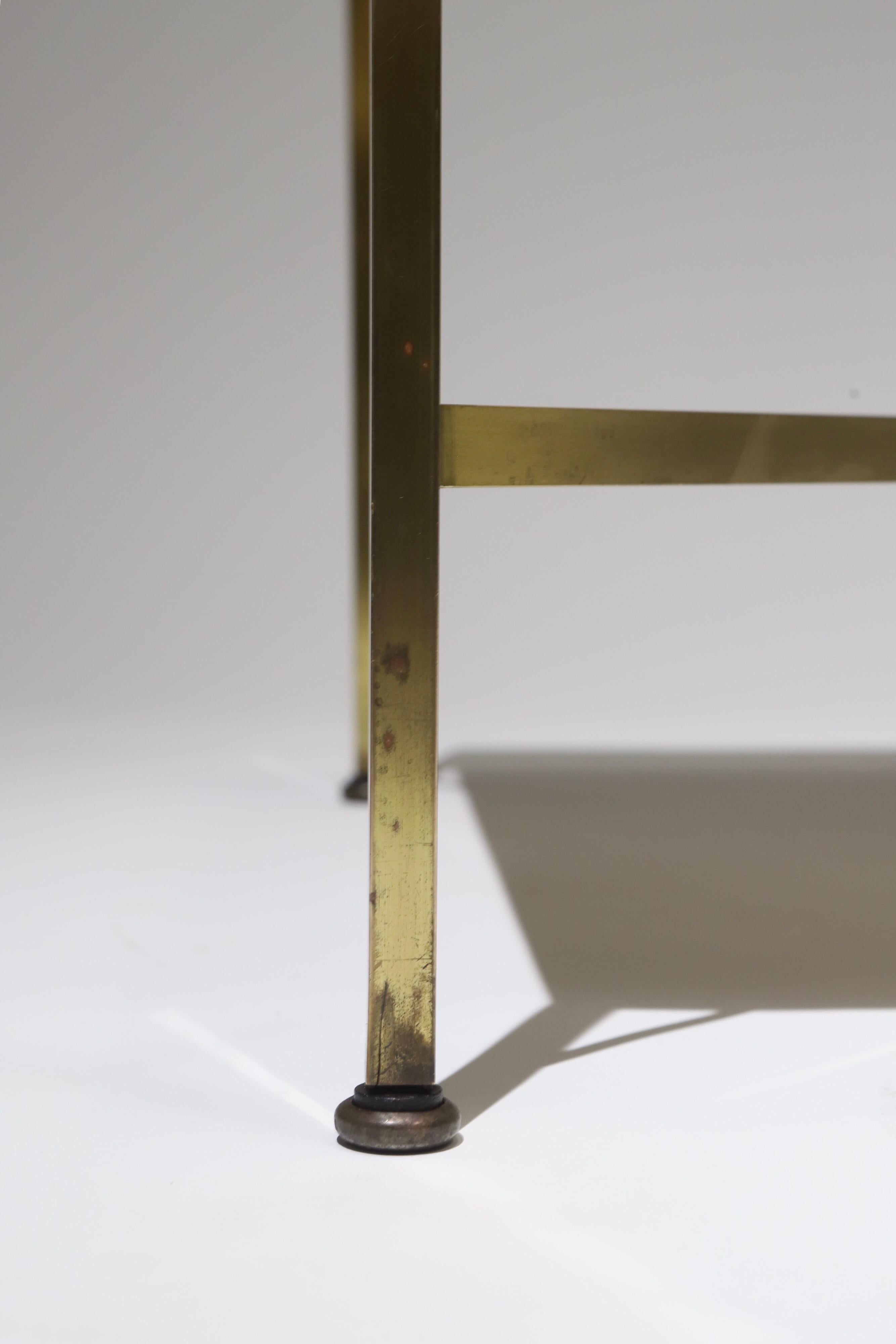 Side Table by Paul McCobb for Calvin 7