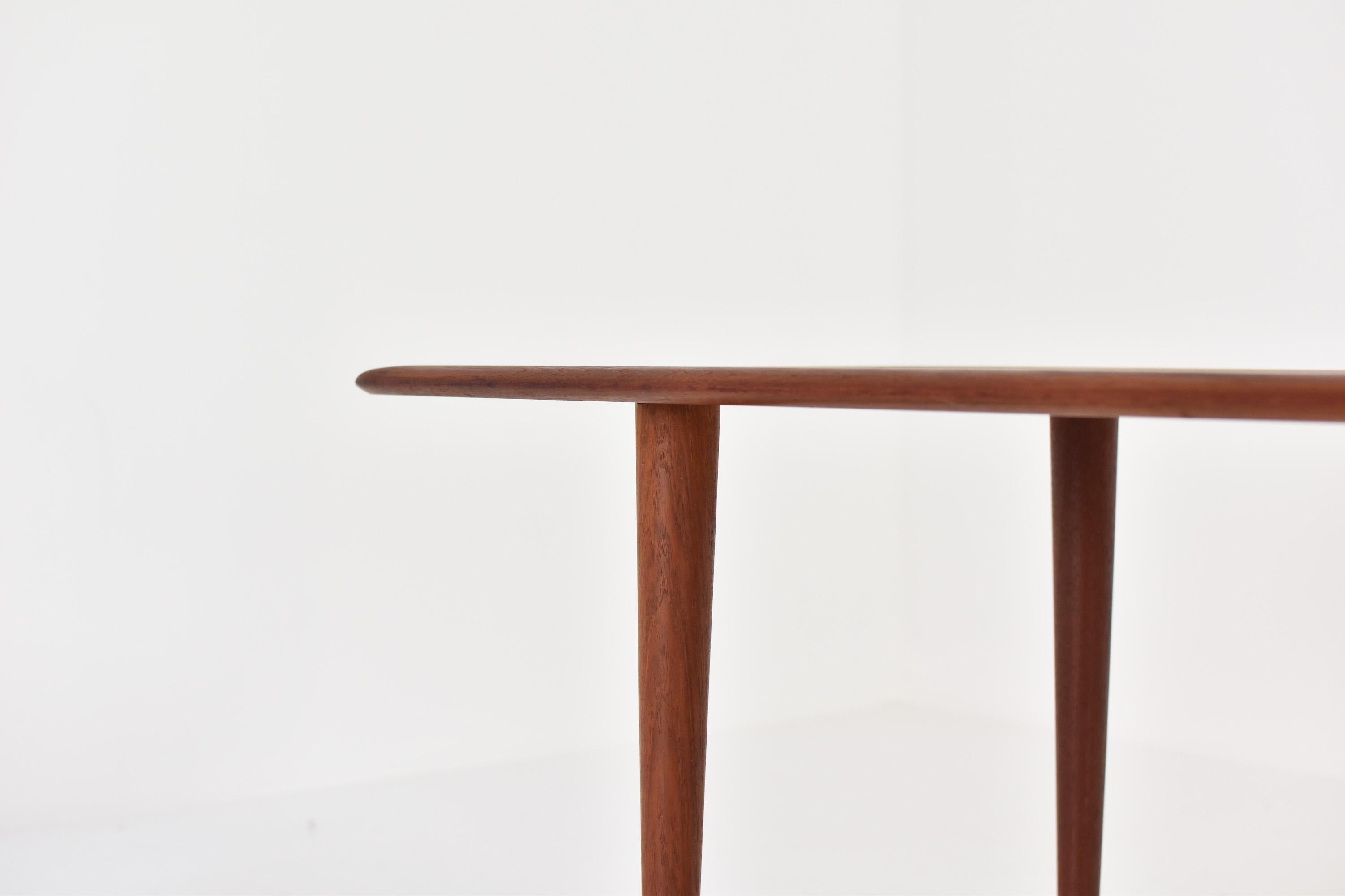 Side Table by Peter Hvidt & Orla Molgaard-Nielsen for France & Son, DK, 1960s In Good Condition In Antwerp, BE