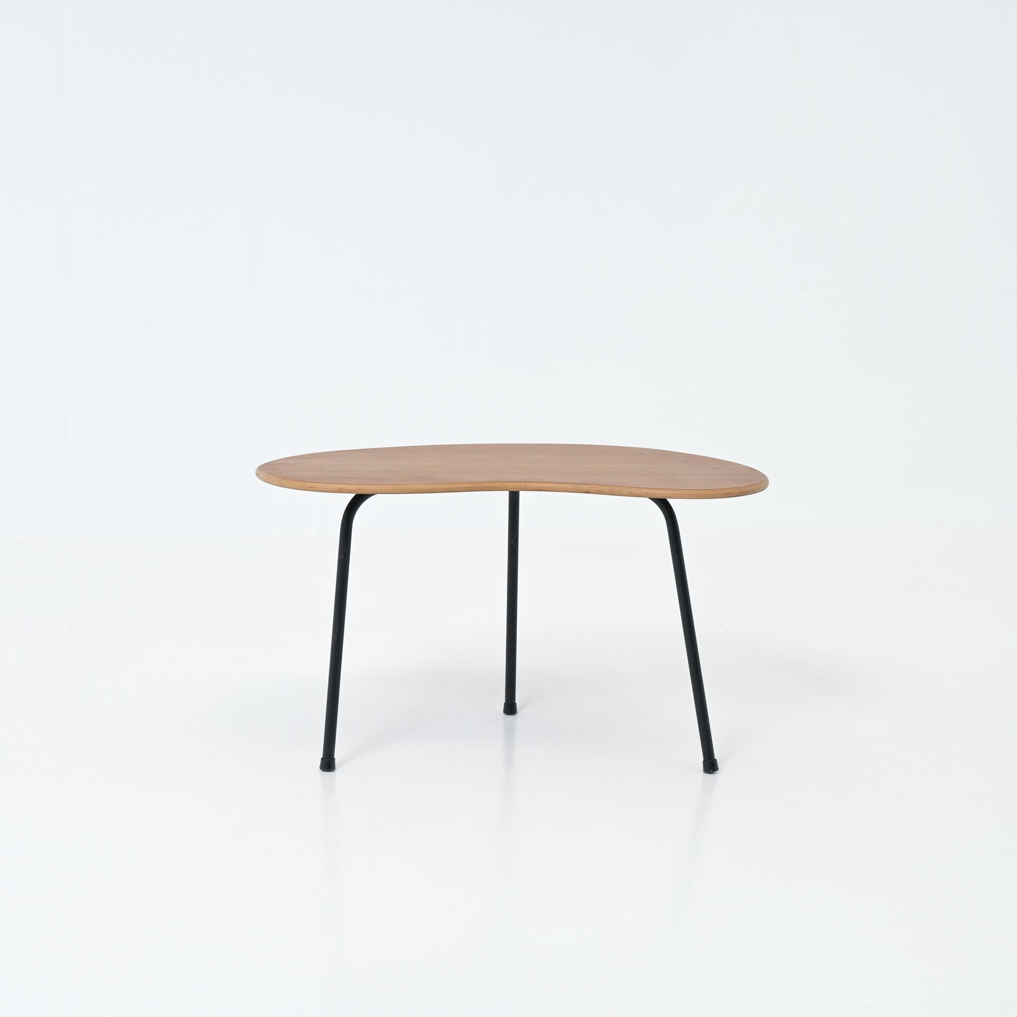 Side table by Pierre Guariche for Trefac / Meuro For Sale 7