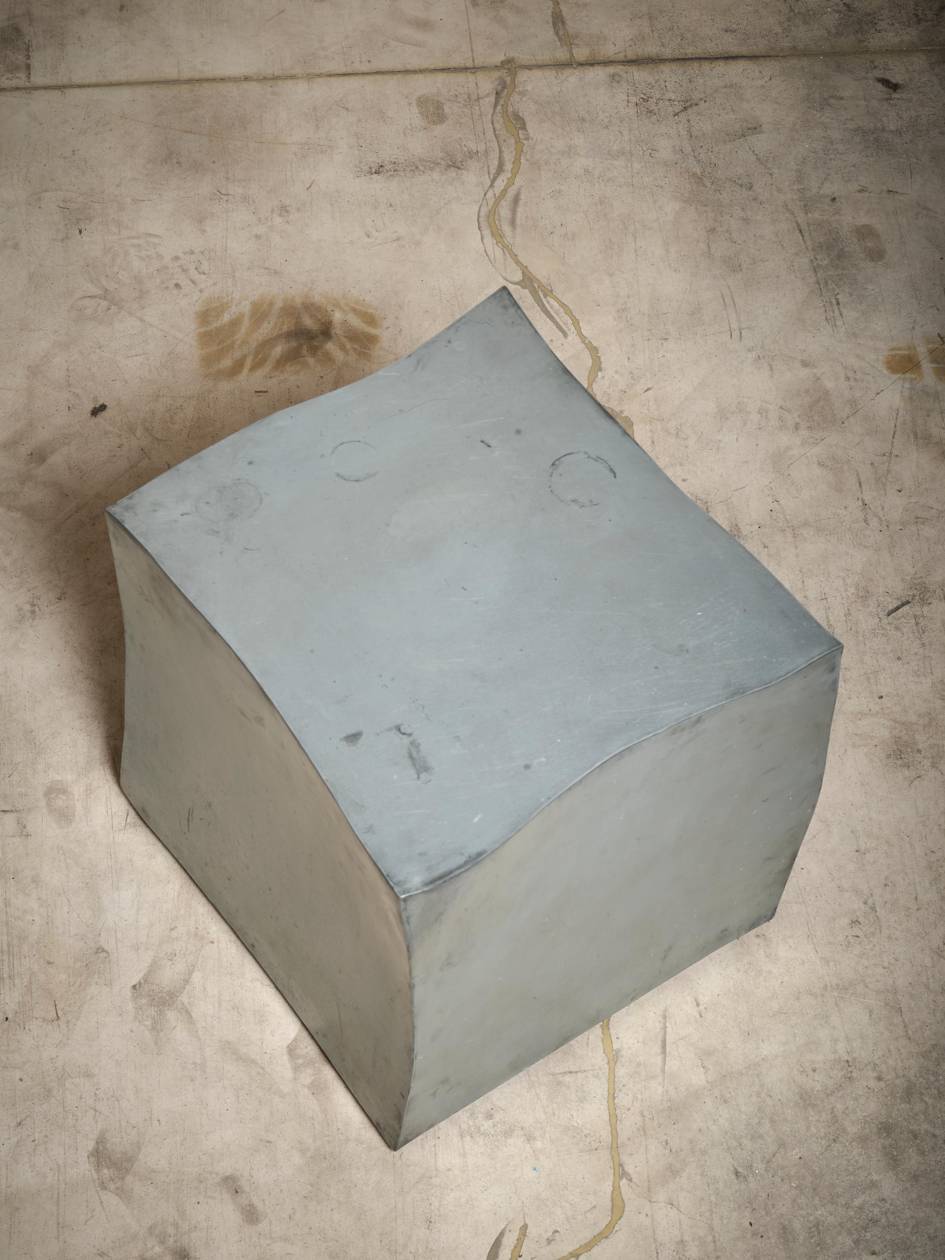 Contemporary Side table by Pucci de Rossi For Sale