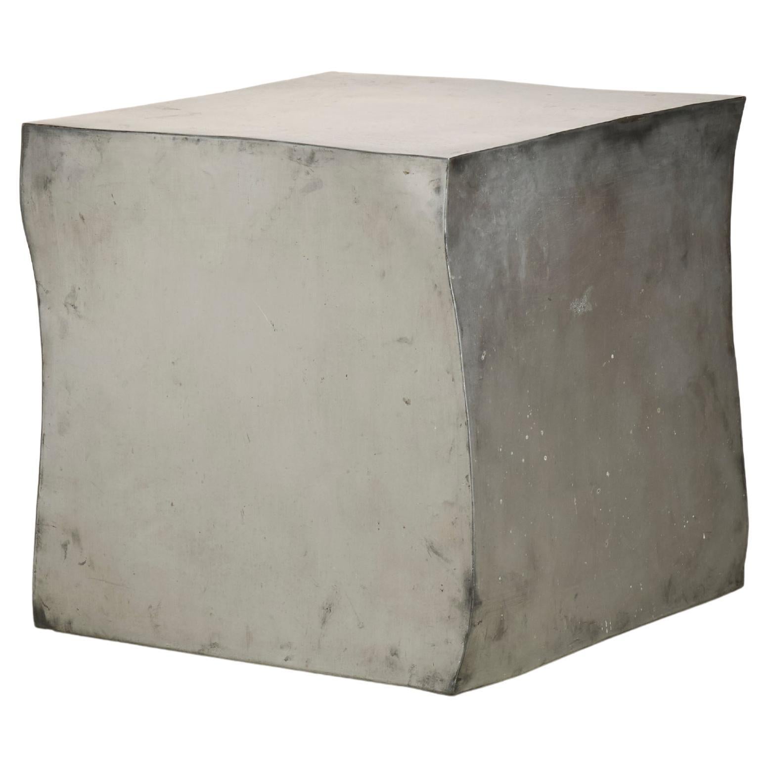 Mesa auxiliar de Pucci De Rossi