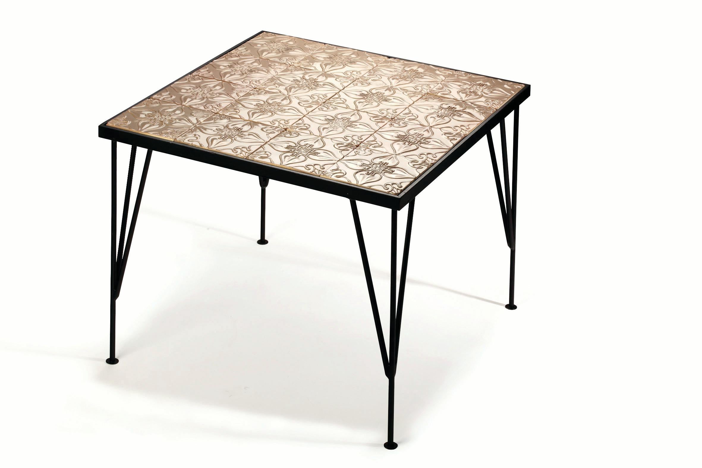 Table d'appoint Caldas carrée à rayures océaniques avec carreaux portugais pour l'extérieur Neuf - En vente à Lisbon, PT