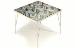 Handgefertigter, farbenfroher Kachel-Beistelltisch Caldas mit quadratischer Tischplatte und portugiesischen Kacheln