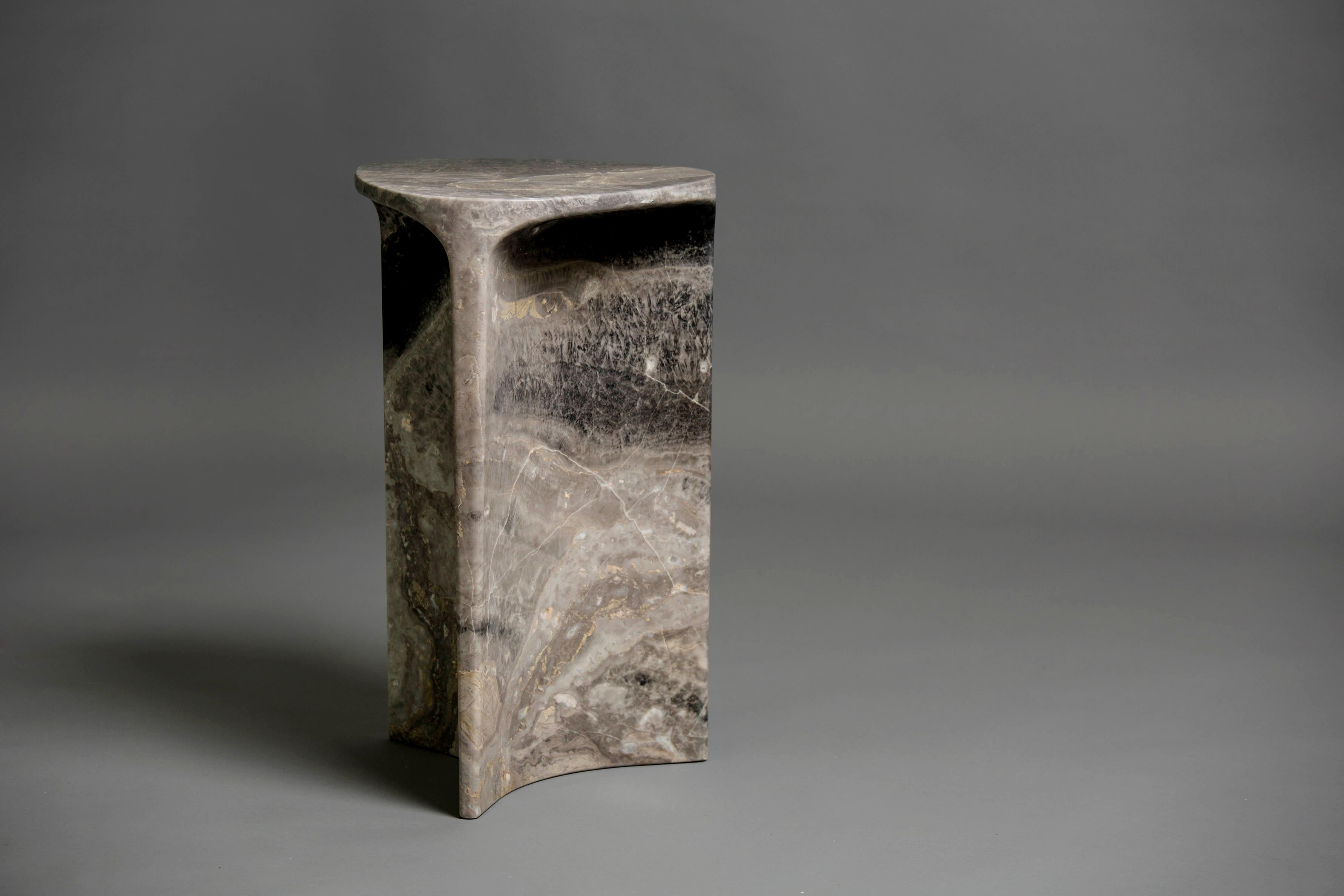 Side table Carv Tall in Chauvigny stone by Daniel Fintzi for Formar In New Condition For Sale In 中西區, HK