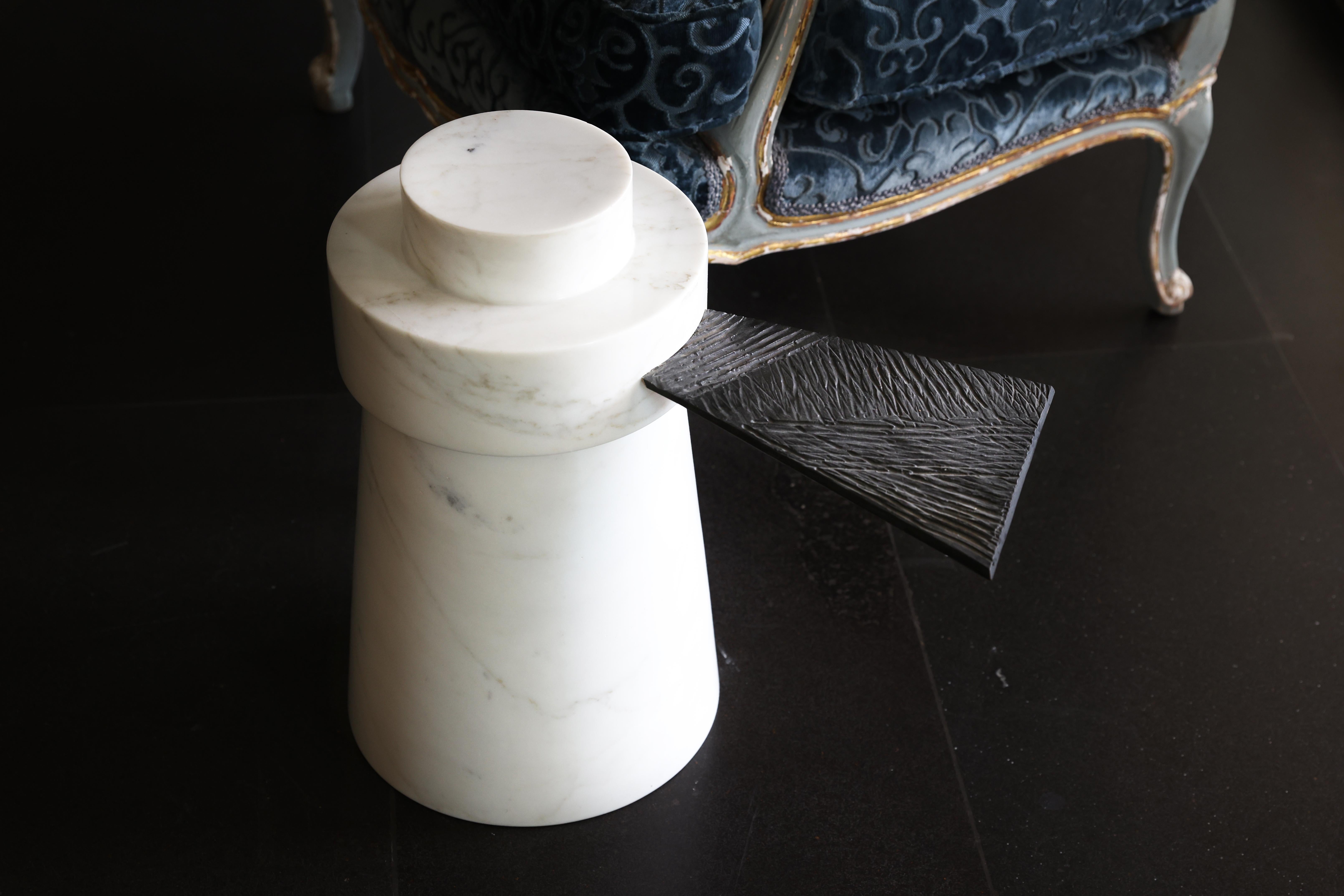 Carved Side table carved in marble with a casted brass accent For Sale