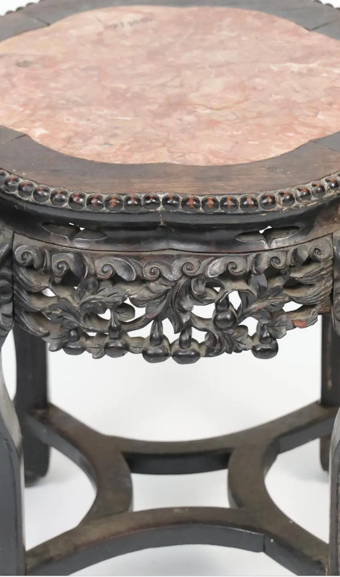 XIX secolo Tavolino, console, piedistallo - legno intagliato e marmo - Cina - 19° secolo in vendita