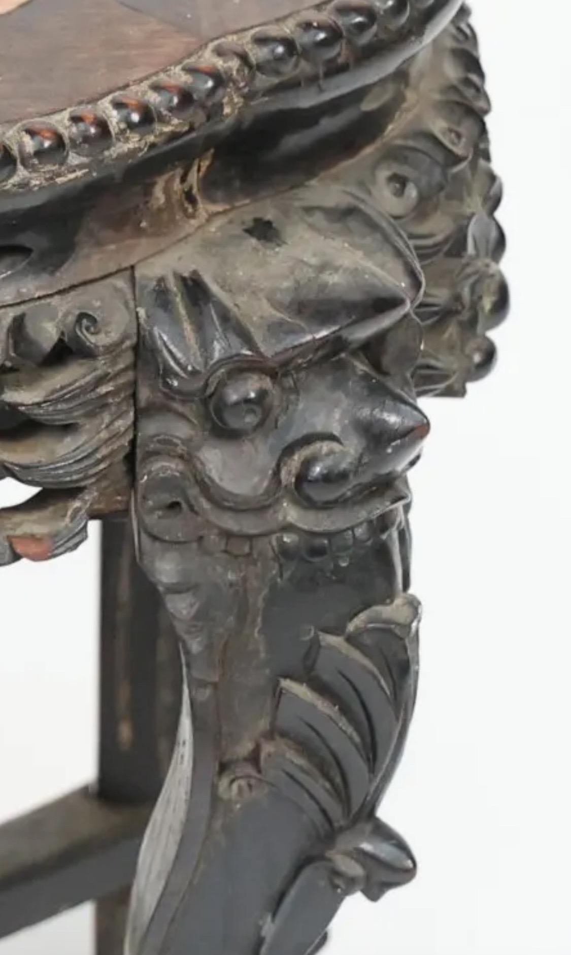 Tavolino, console, piedistallo - legno intagliato e marmo - Cina - 19° secolo in vendita 1